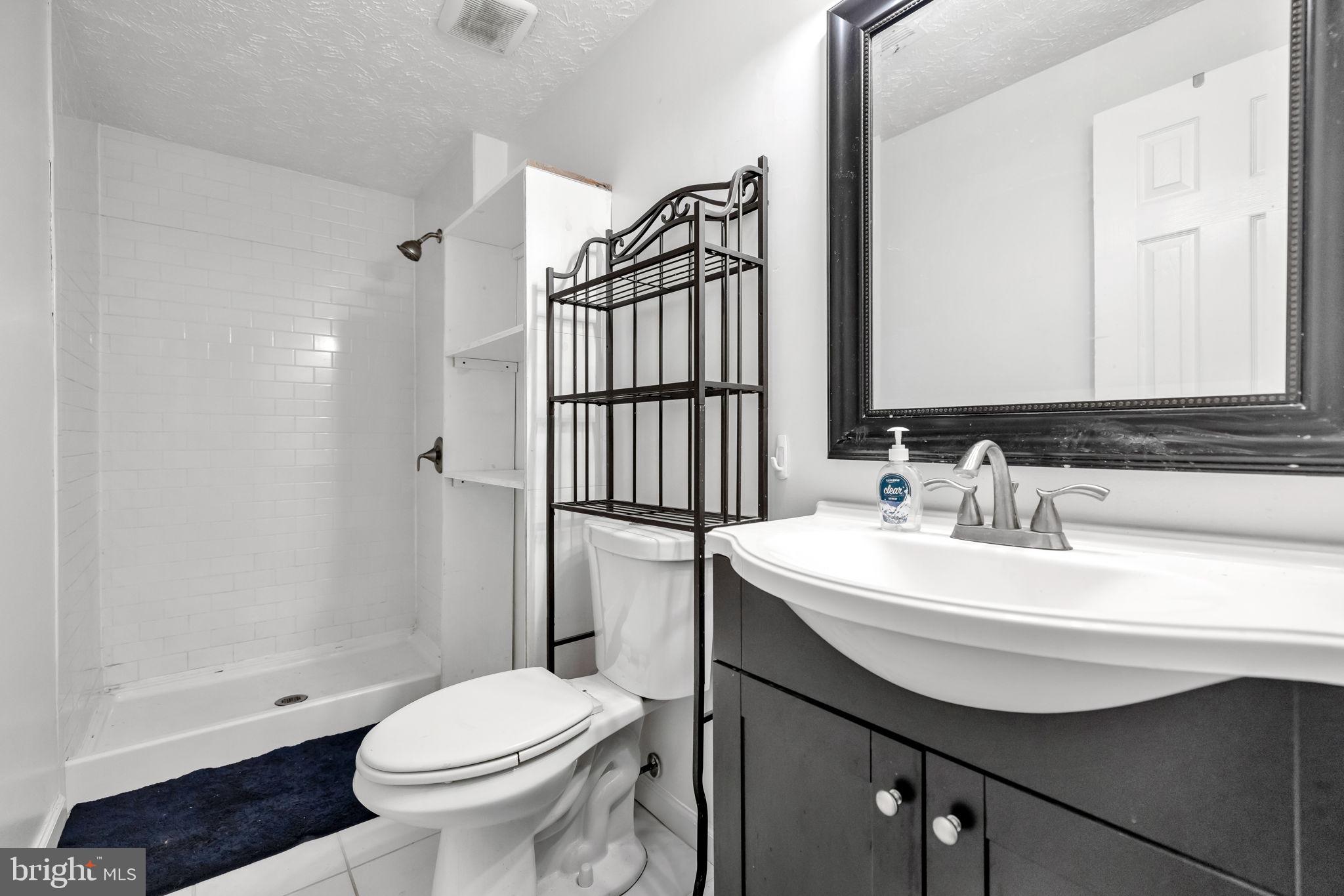 NEW BRITAIN - Residential