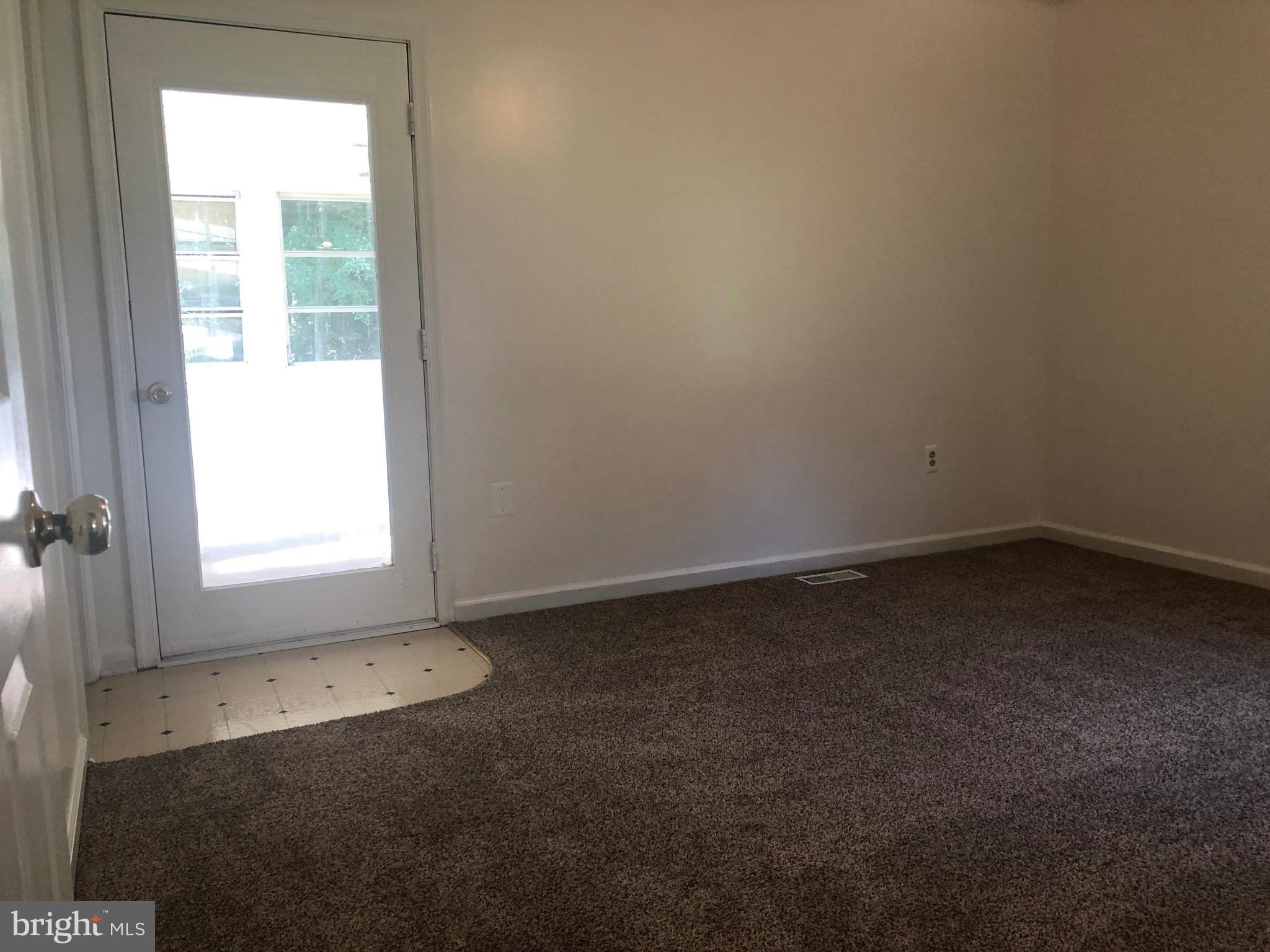 WINDSOR PLACE - Residential Lease