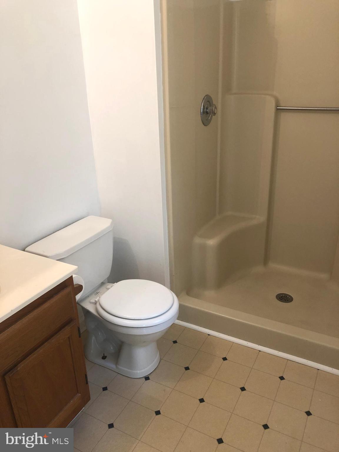 WINDSOR PLACE - Residential Lease