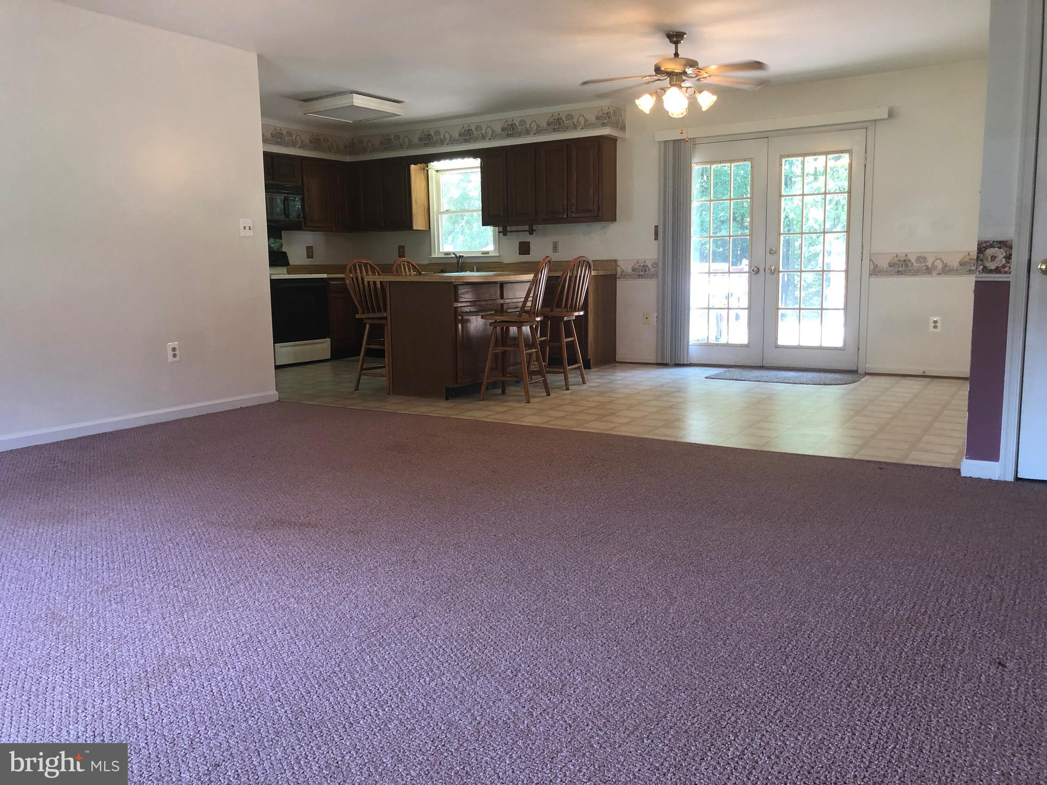 WINDSOR PLACE - Residential Lease