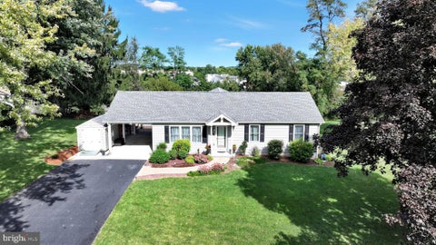 Homes For Sale - 25 York Hill Road<br/> ETTERS, PA 17319