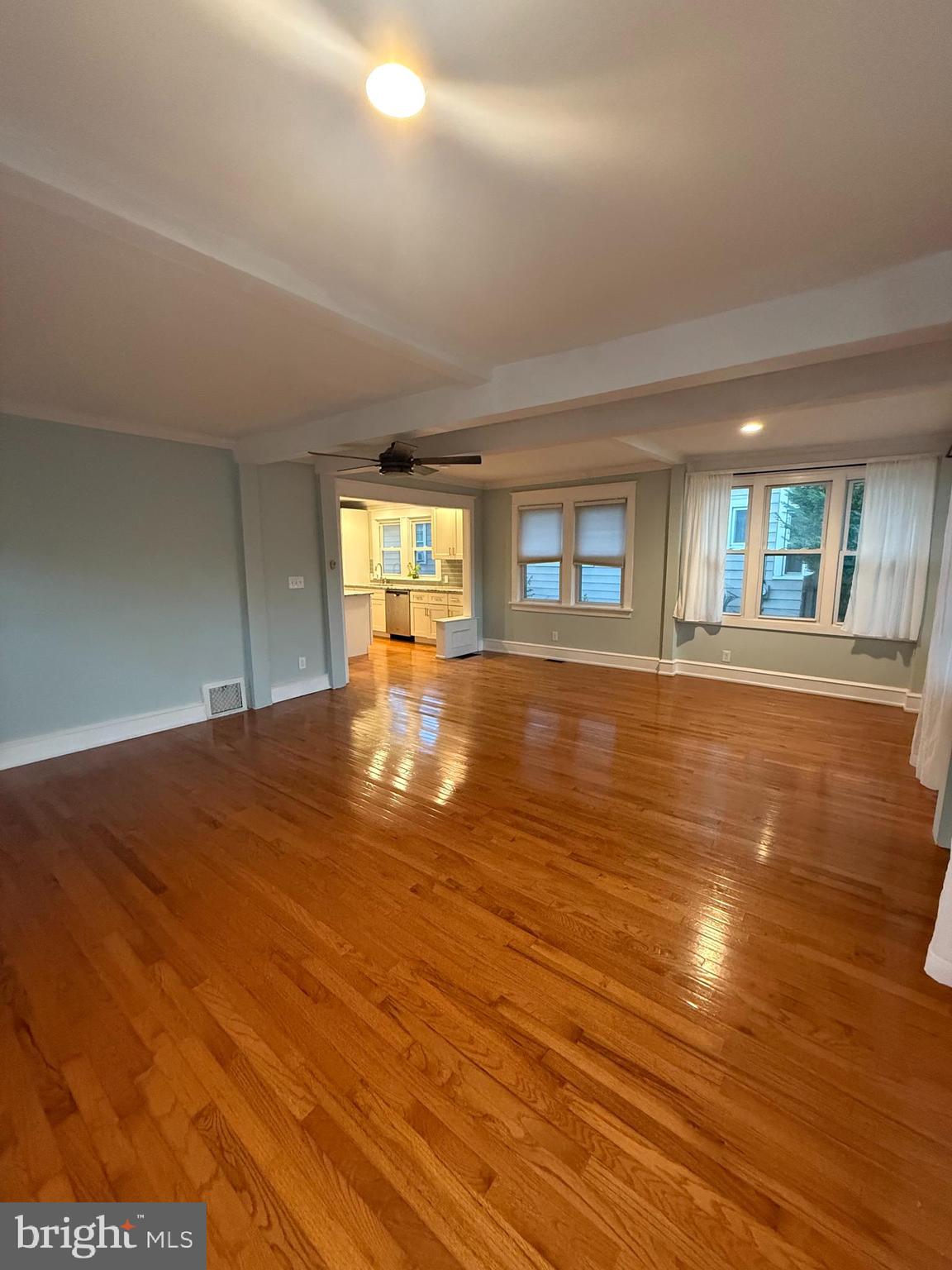 11 HARDING AVENUE