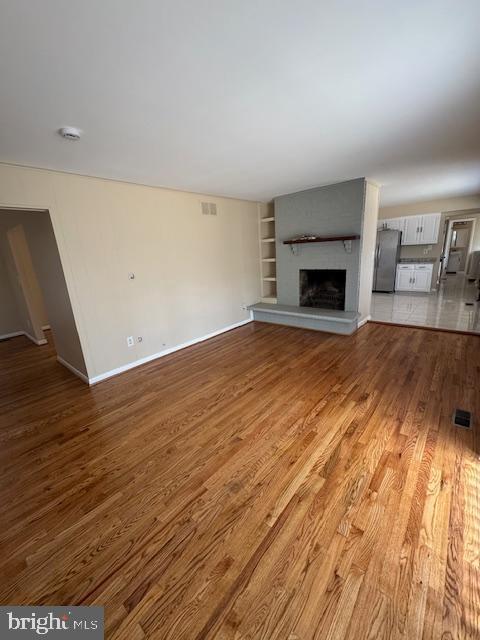 REGULARS - Residential Lease