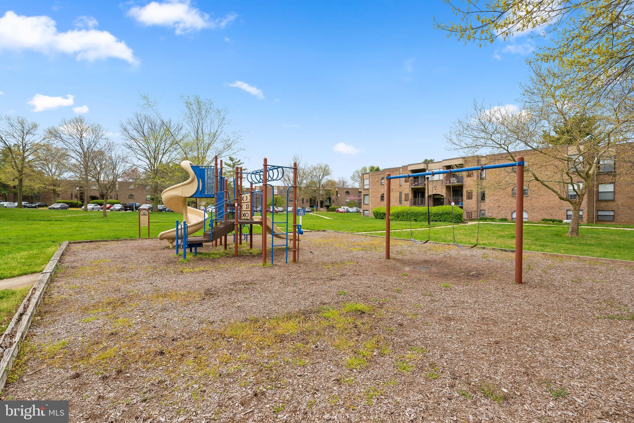 FAIRWINDS ON SEVERN - Residential