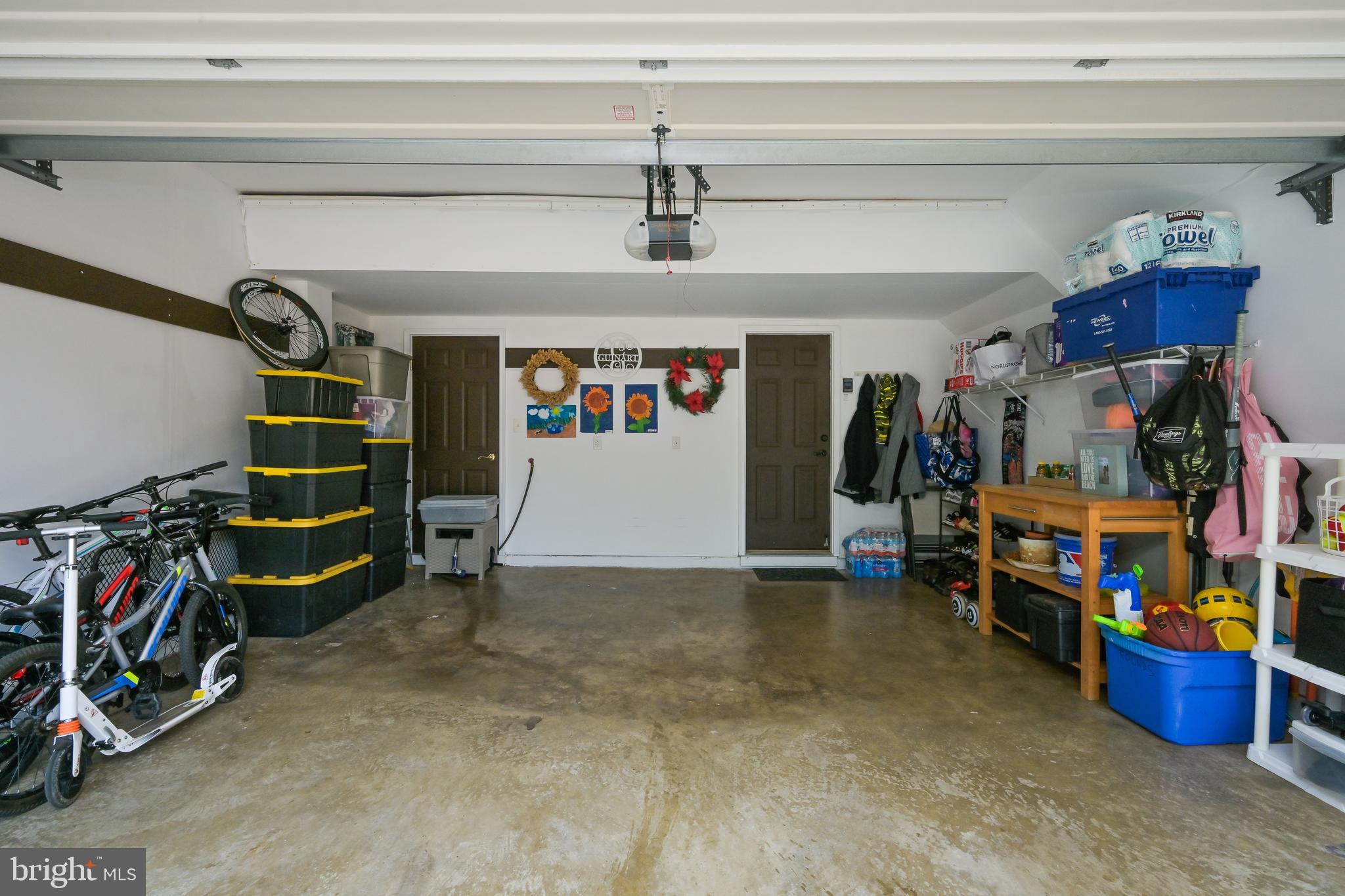 GOVERNORS HILL - Residential