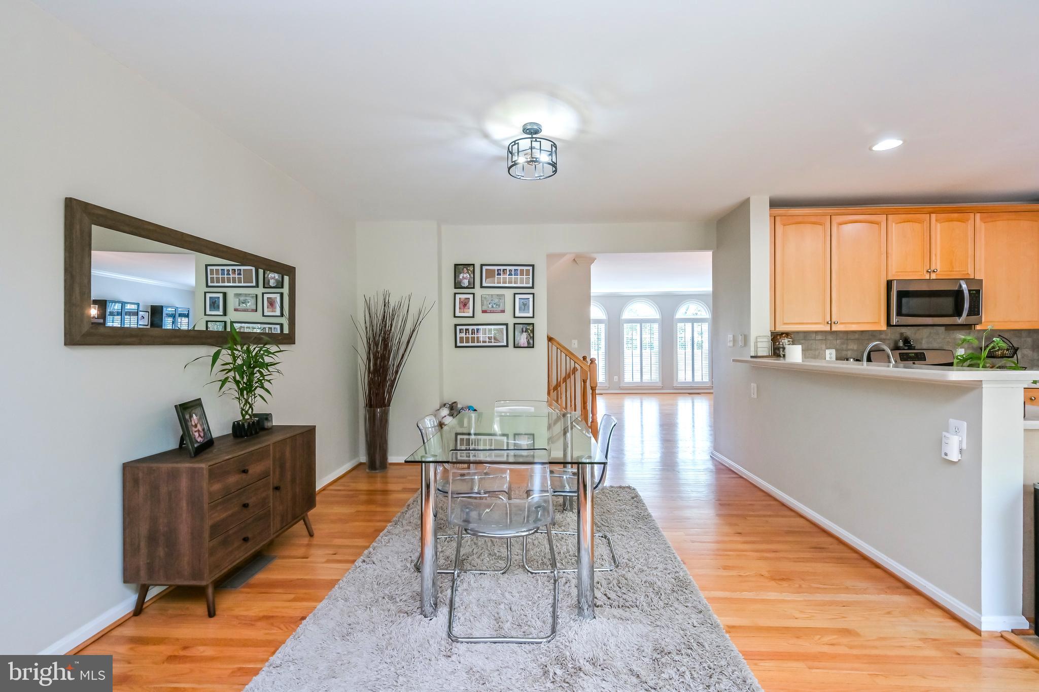 GOVERNORS HILL - Residential