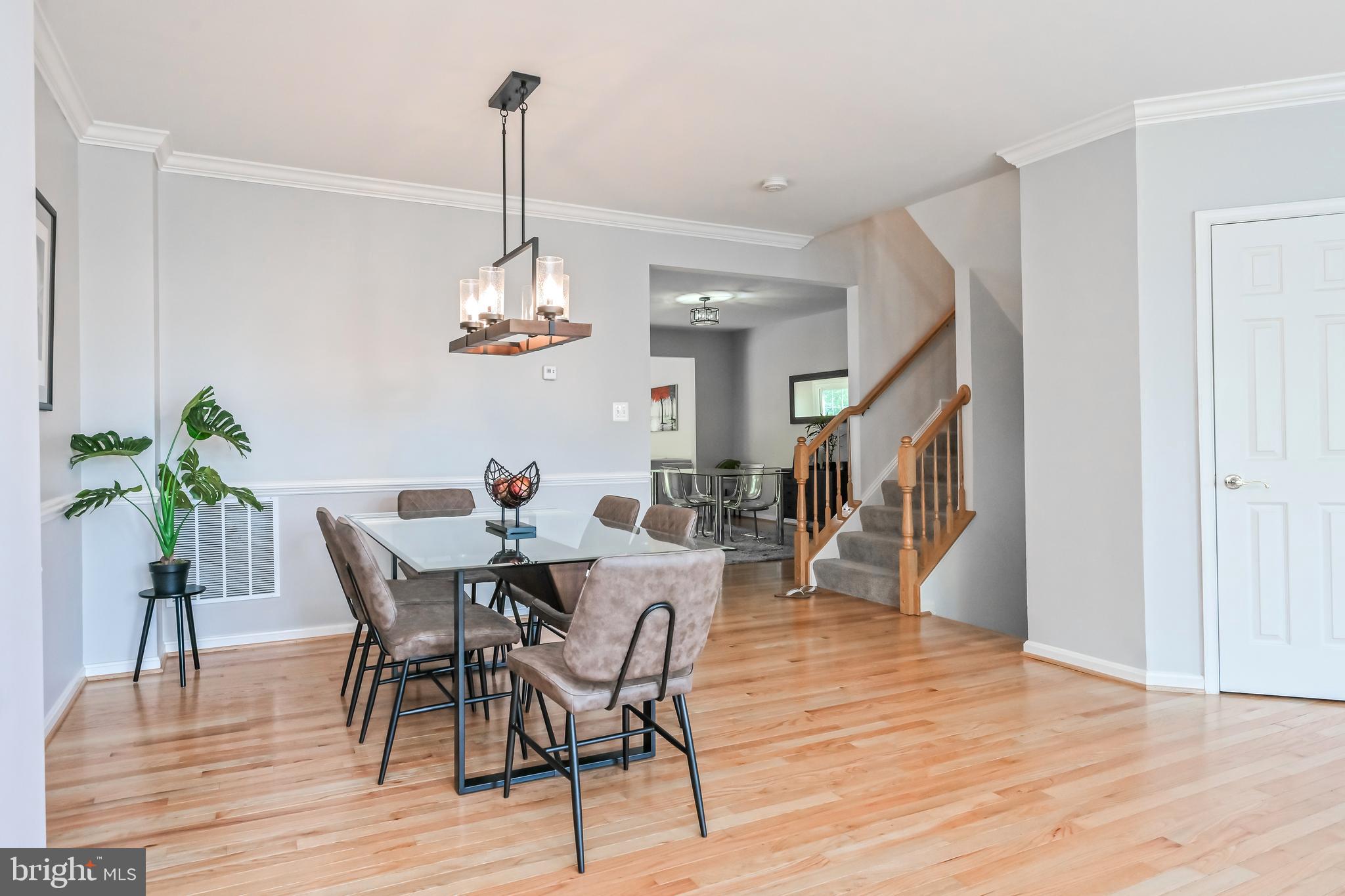 GOVERNORS HILL - Residential