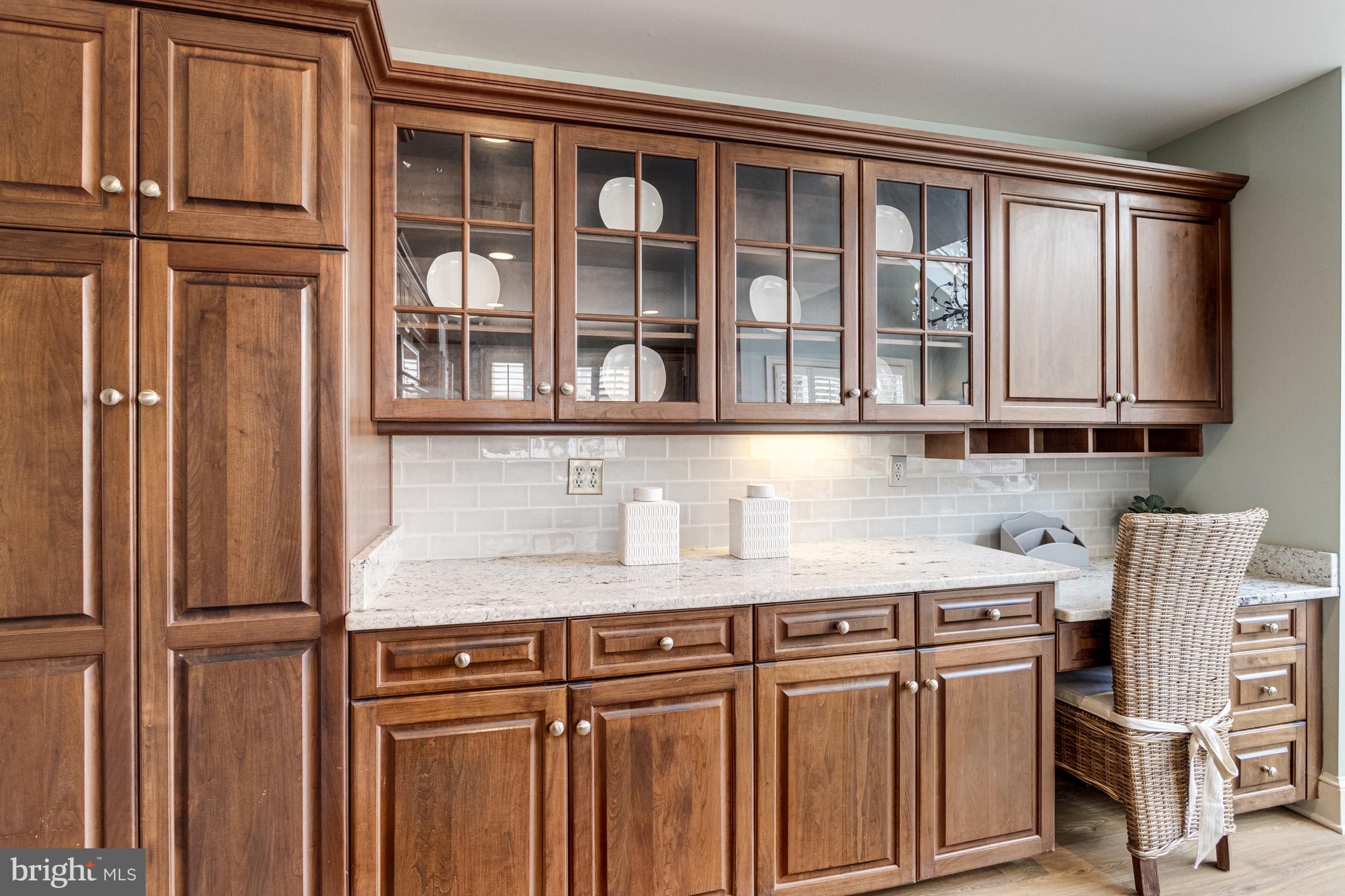 RIVER OAKS - Residential