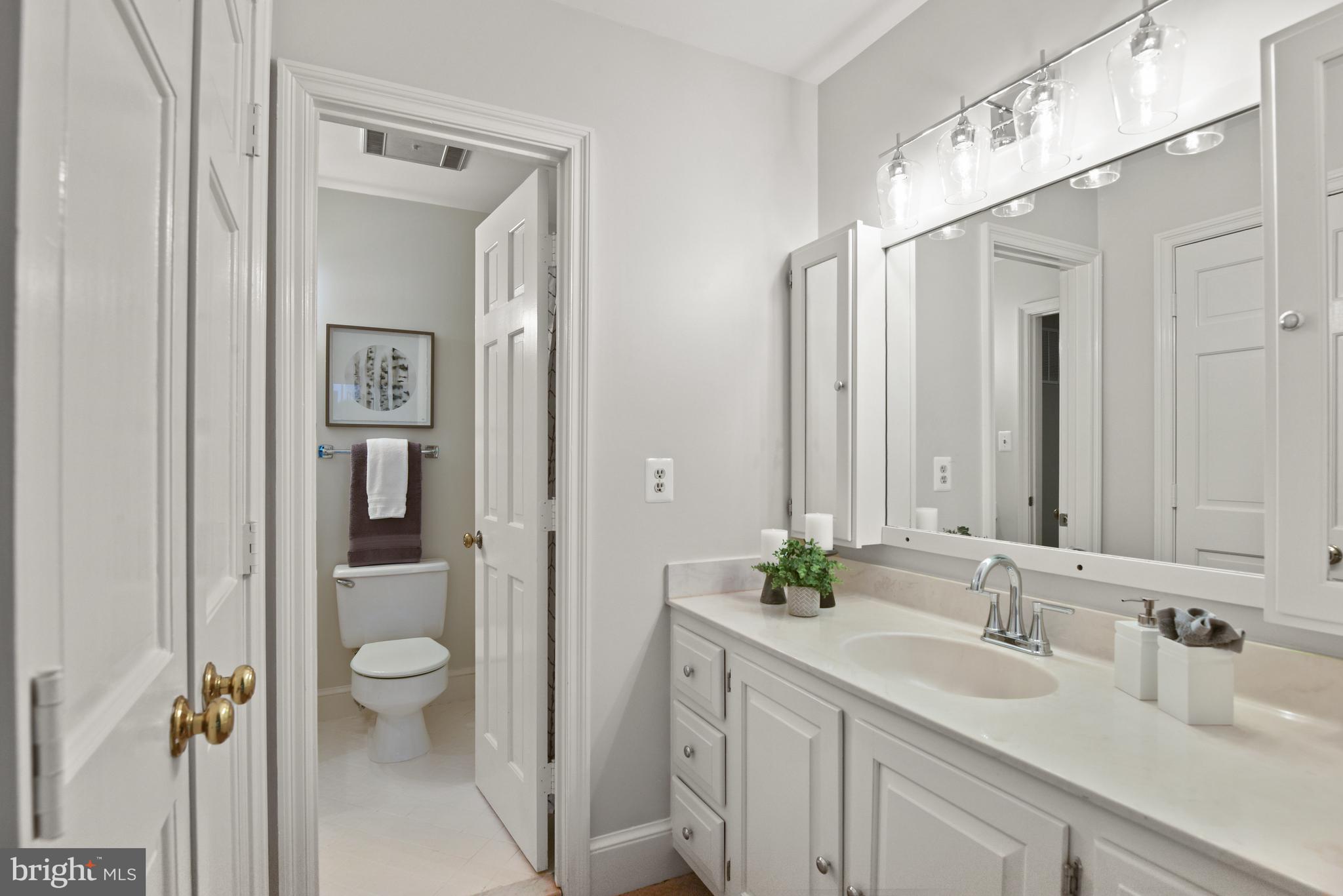 RIVER OAKS - Residential