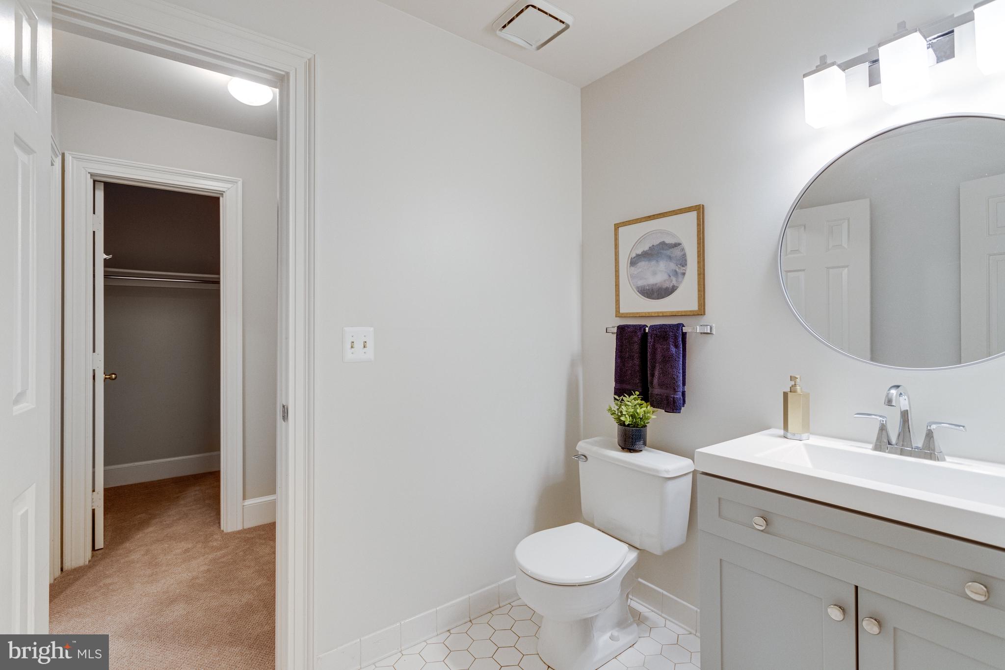 RIVER OAKS - Residential