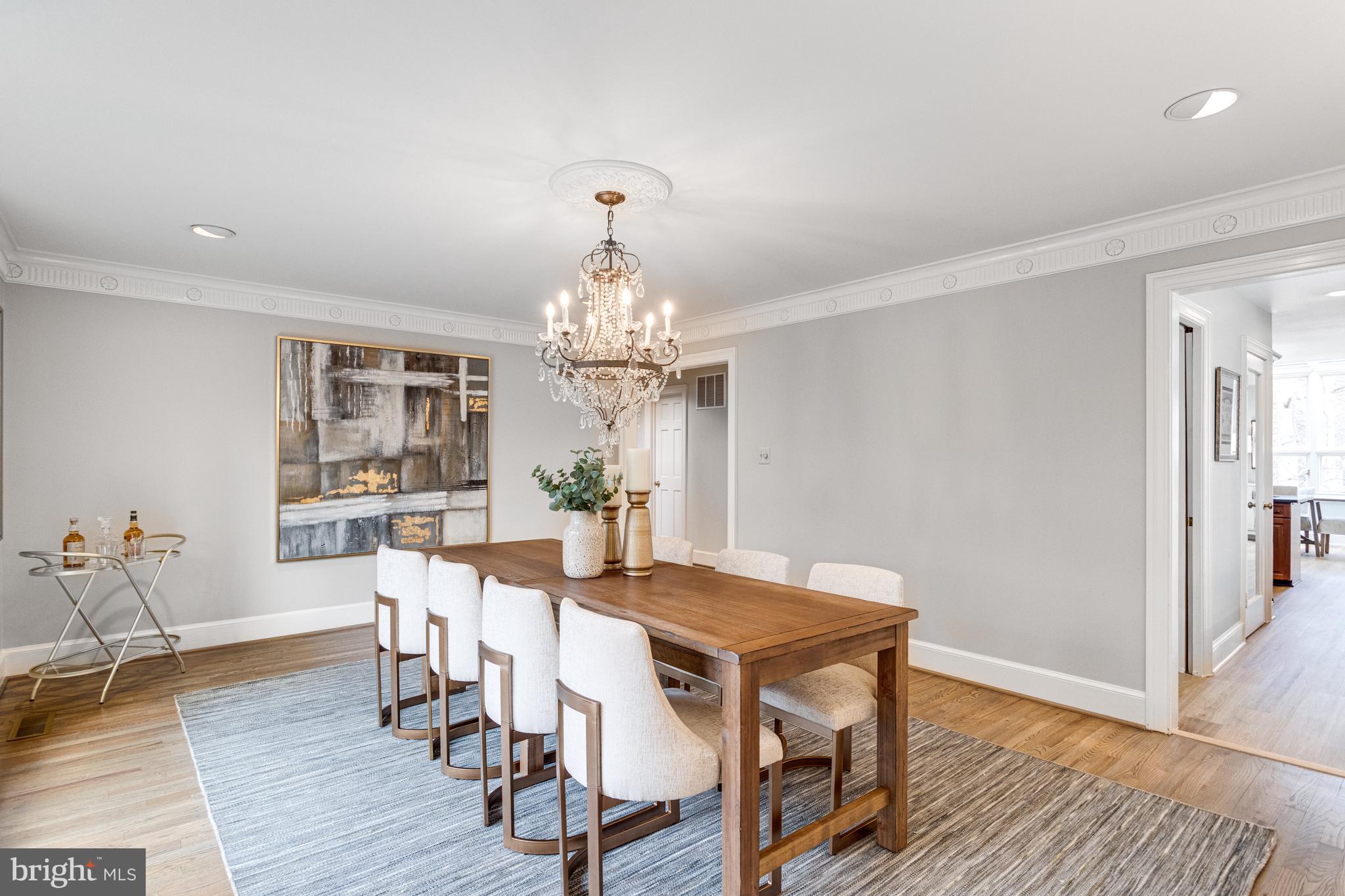 RIVER OAKS - Residential