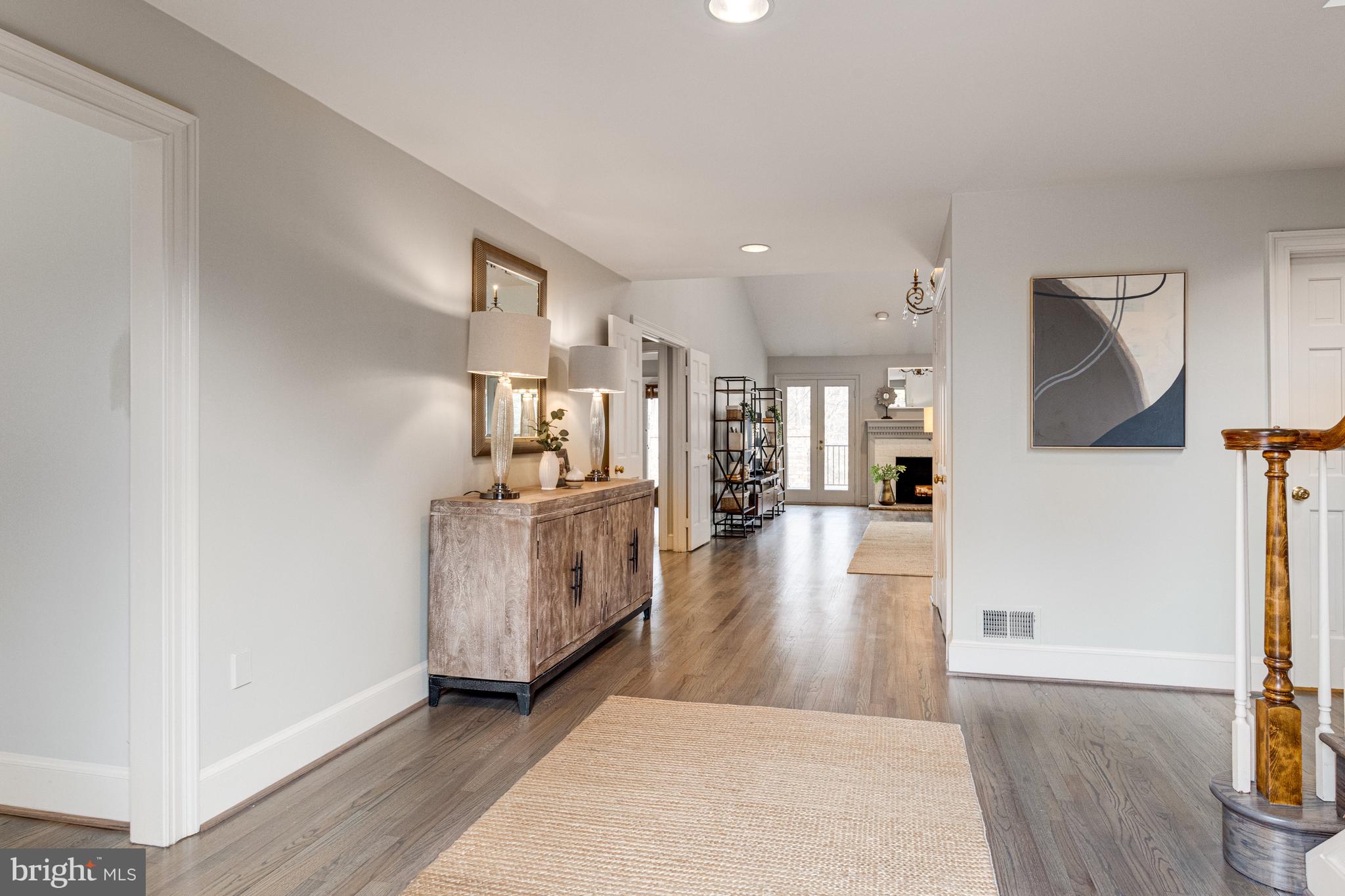 RIVER OAKS - Residential