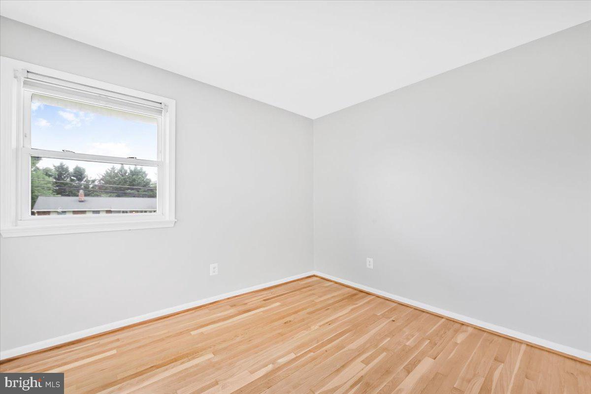 CALVERTON - Residential