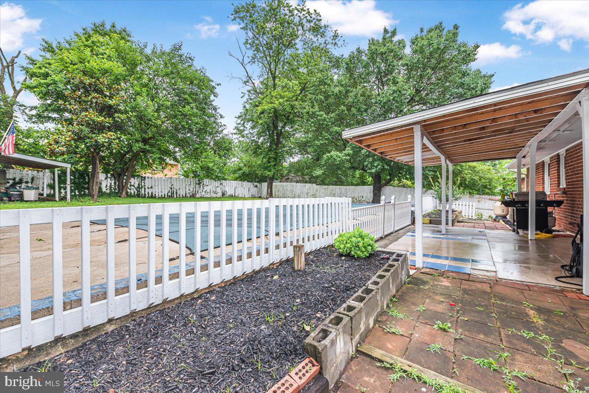 CALVERTON - Residential