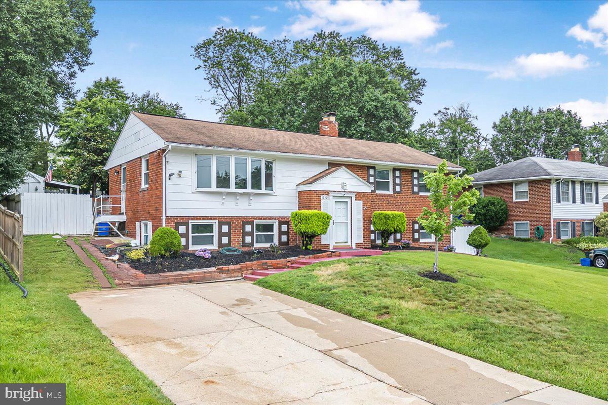 CALVERTON - Residential