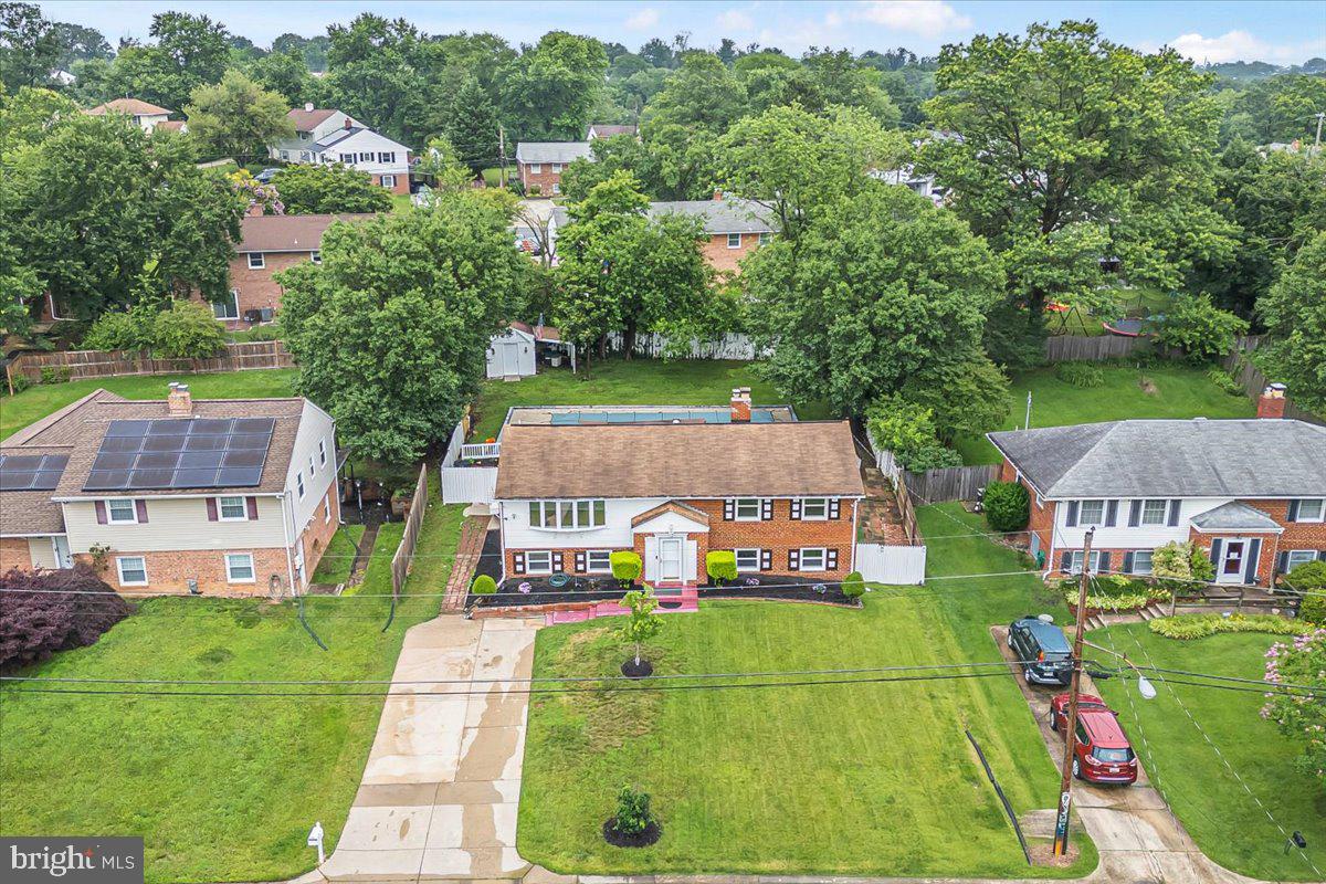 CALVERTON - Residential