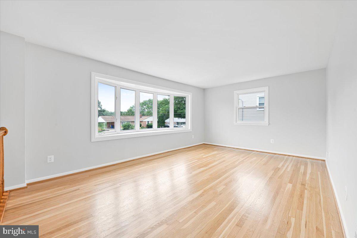 CALVERTON - Residential