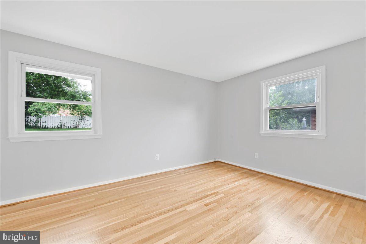 CALVERTON - Residential