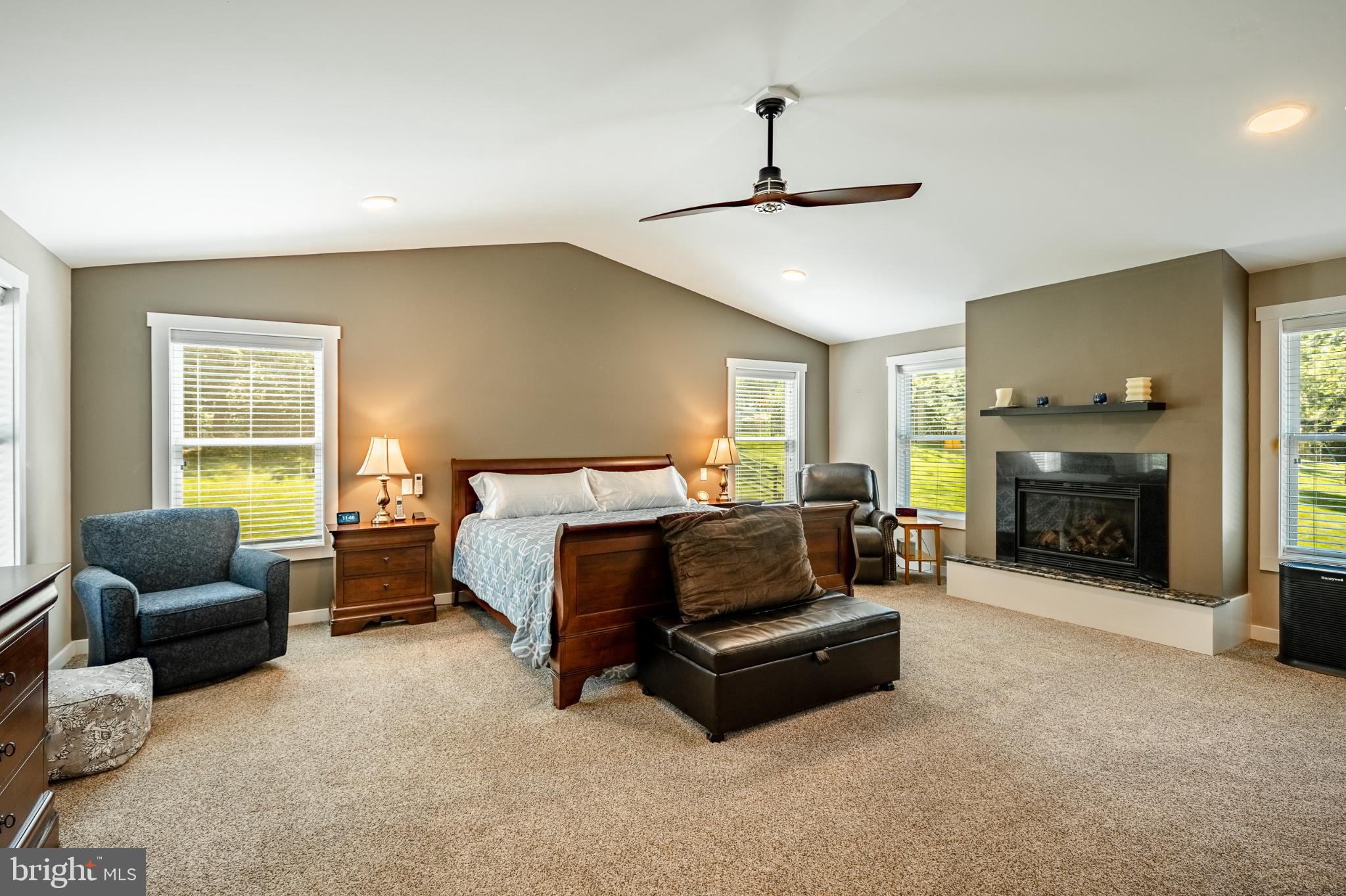 GRAND OAK RUN - Residential