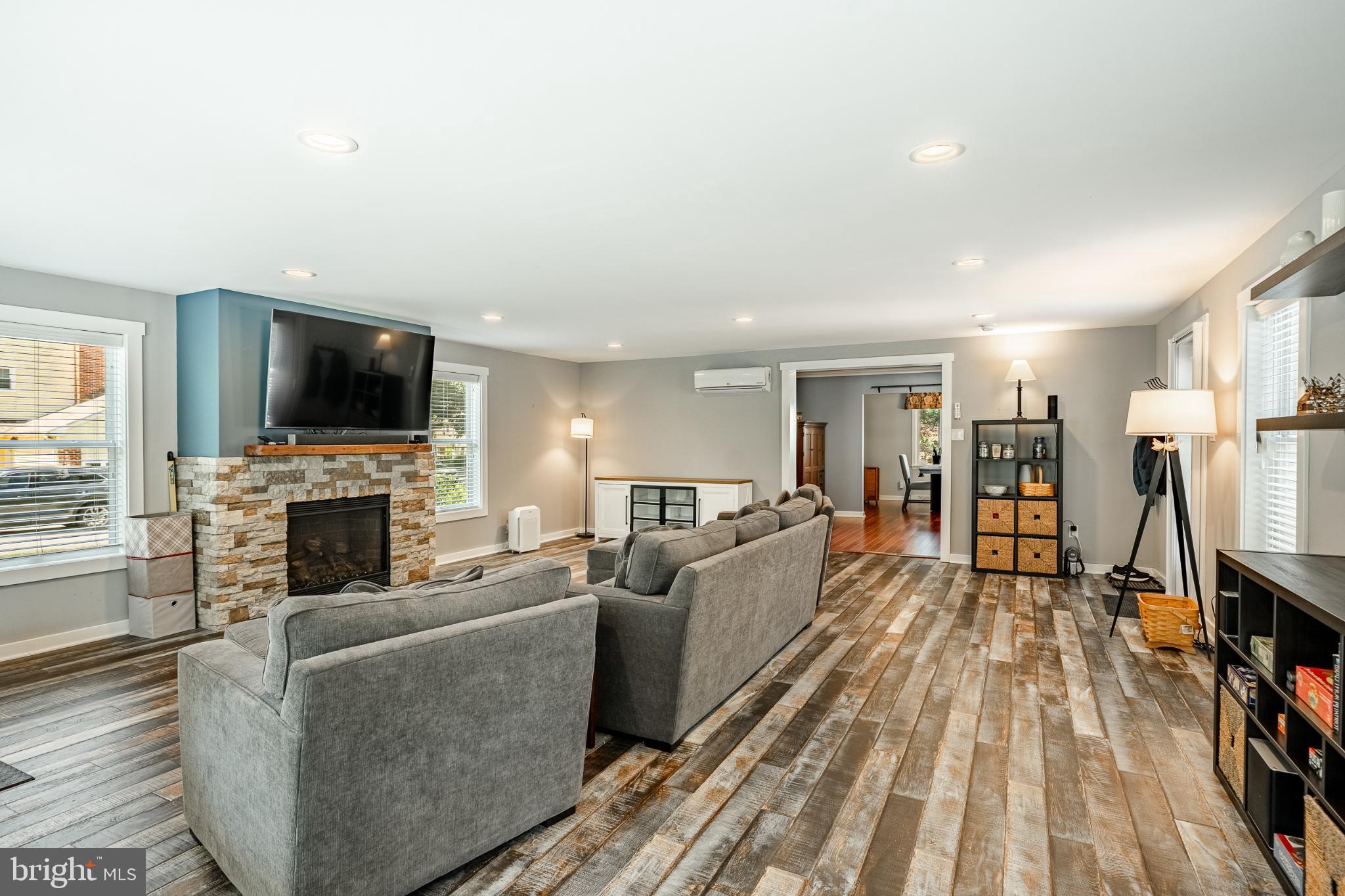 GRAND OAK RUN - Residential