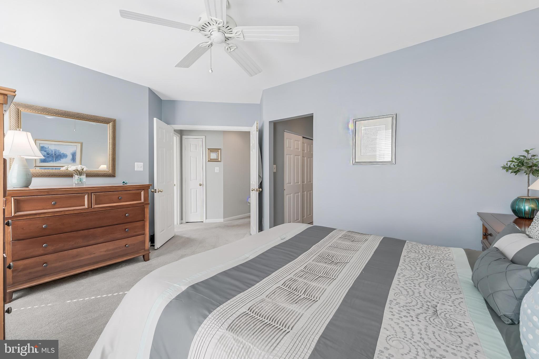 LAKESIDE AT SOUTH RIDING - Residential