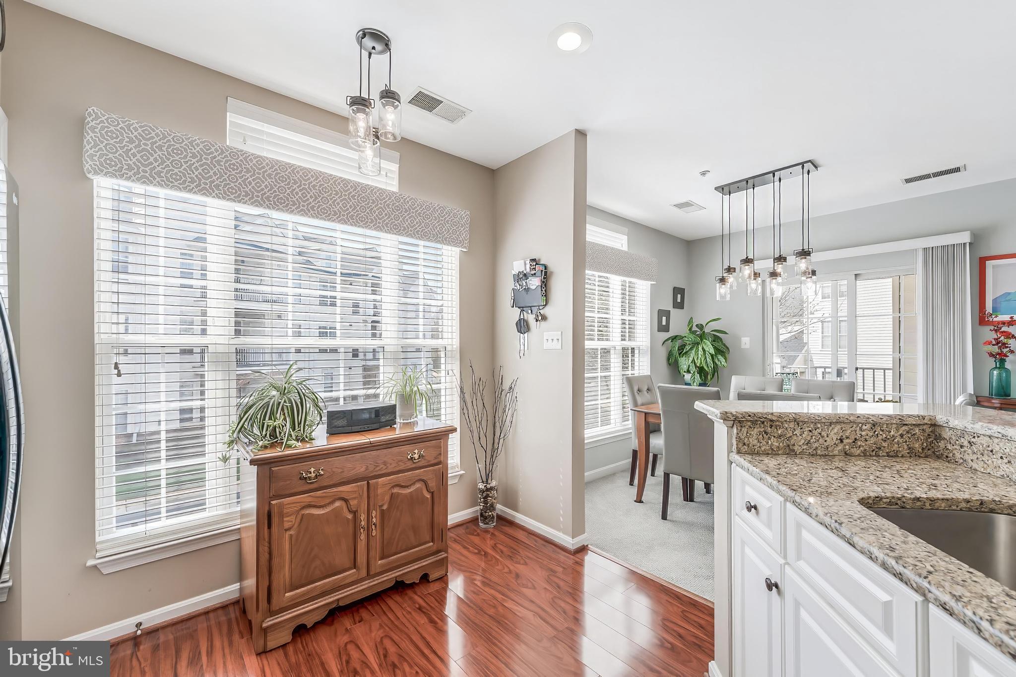 LAKESIDE AT SOUTH RIDING - Residential