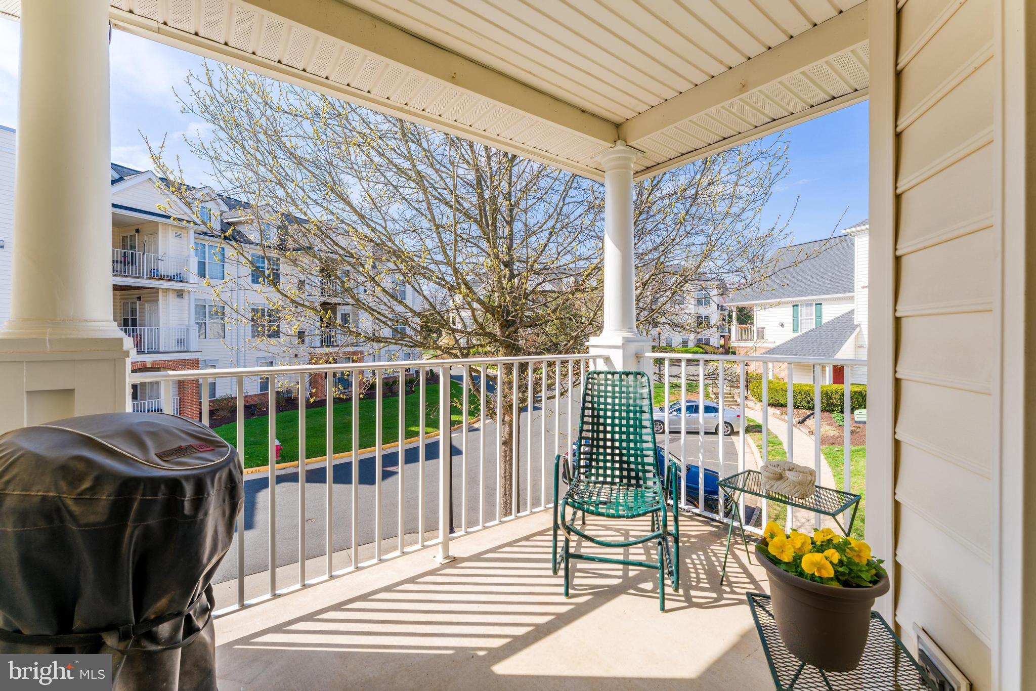 LAKESIDE AT SOUTH RIDING - Residential