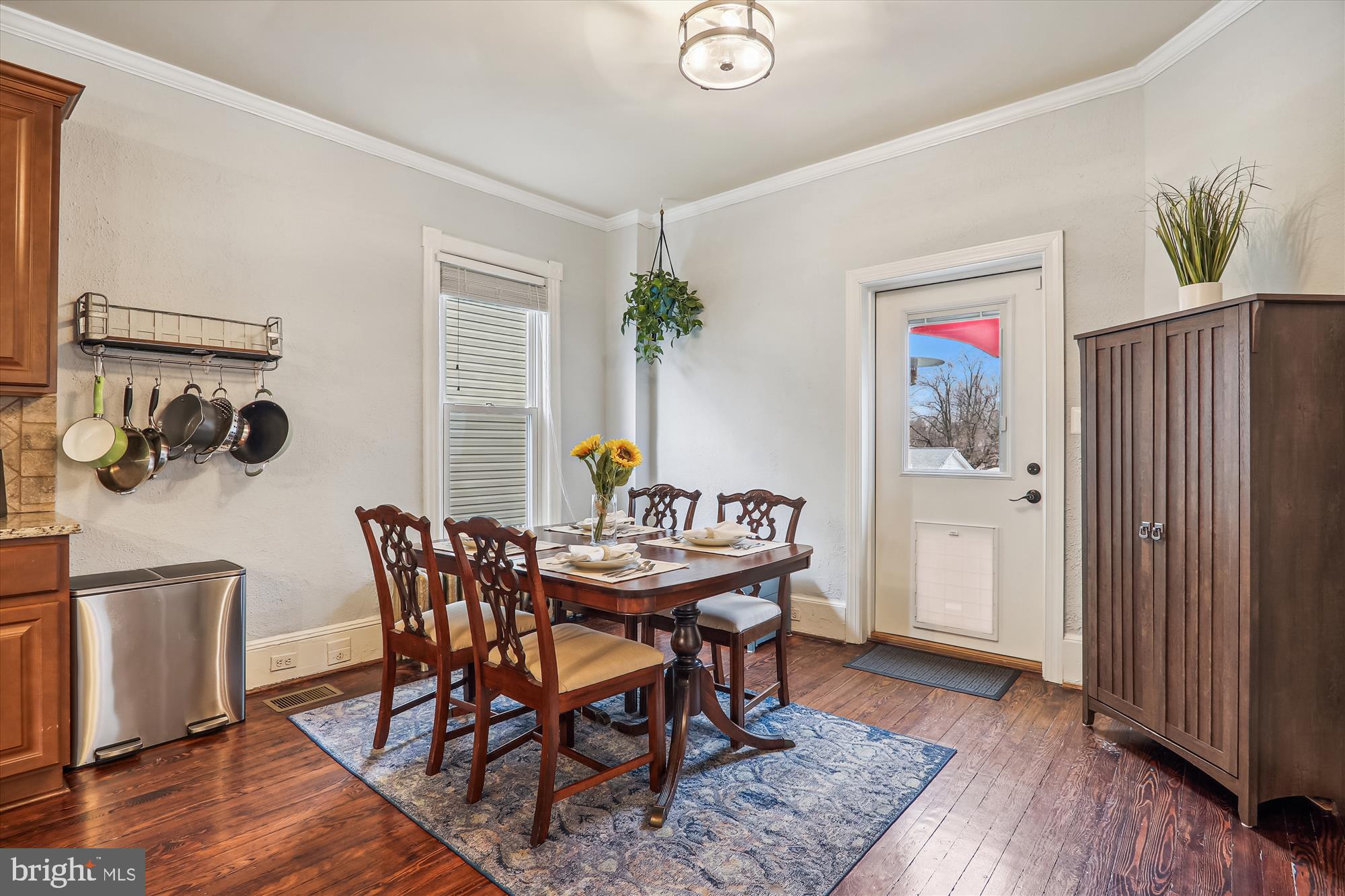 NORTH KENSINGTON - Residential