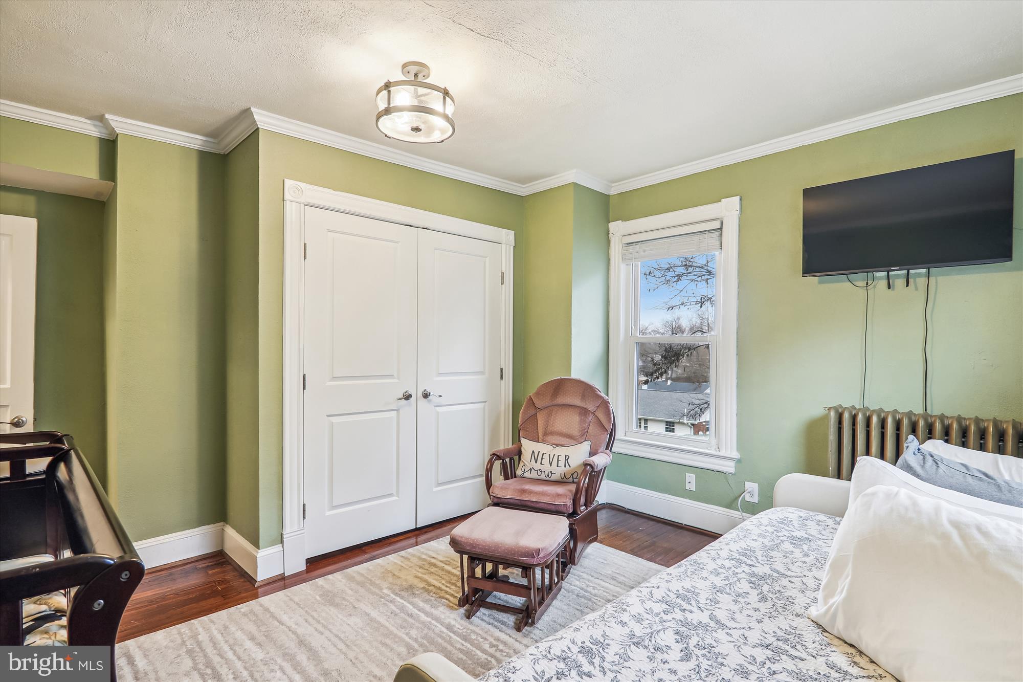 NORTH KENSINGTON - Residential