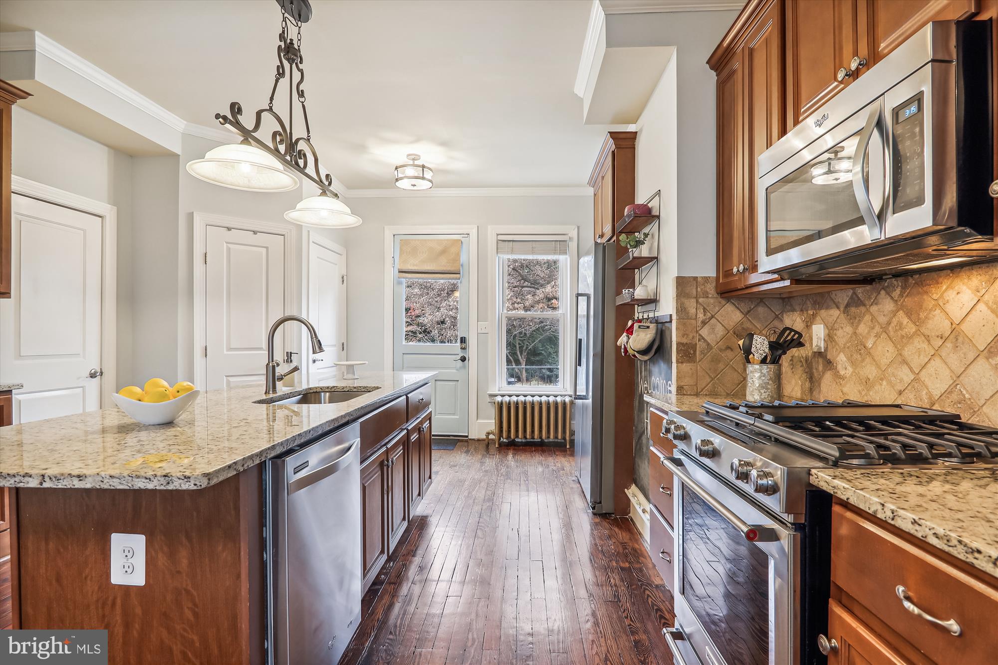 NORTH KENSINGTON - Residential