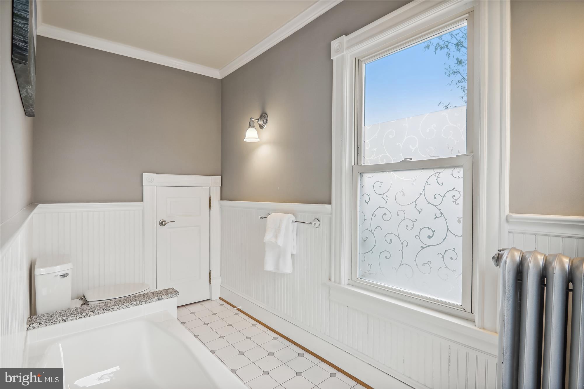 NORTH KENSINGTON - Residential