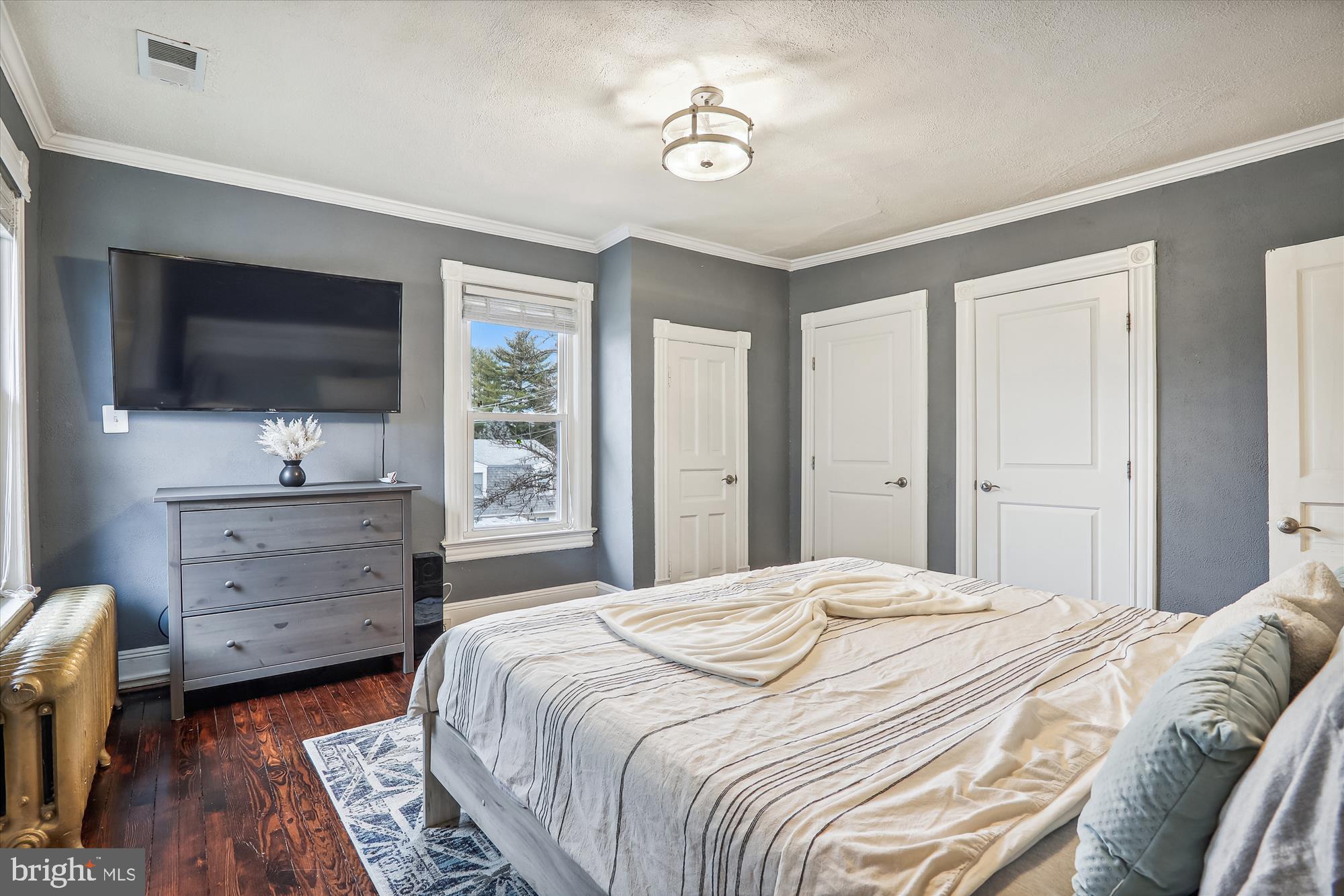 NORTH KENSINGTON - Residential