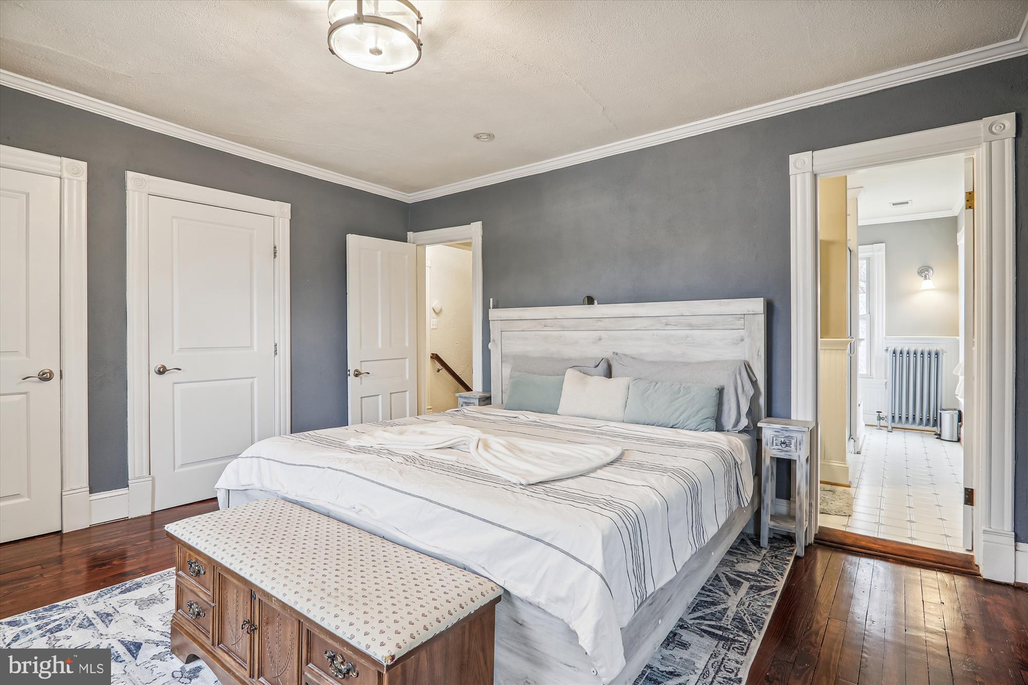 NORTH KENSINGTON - Residential