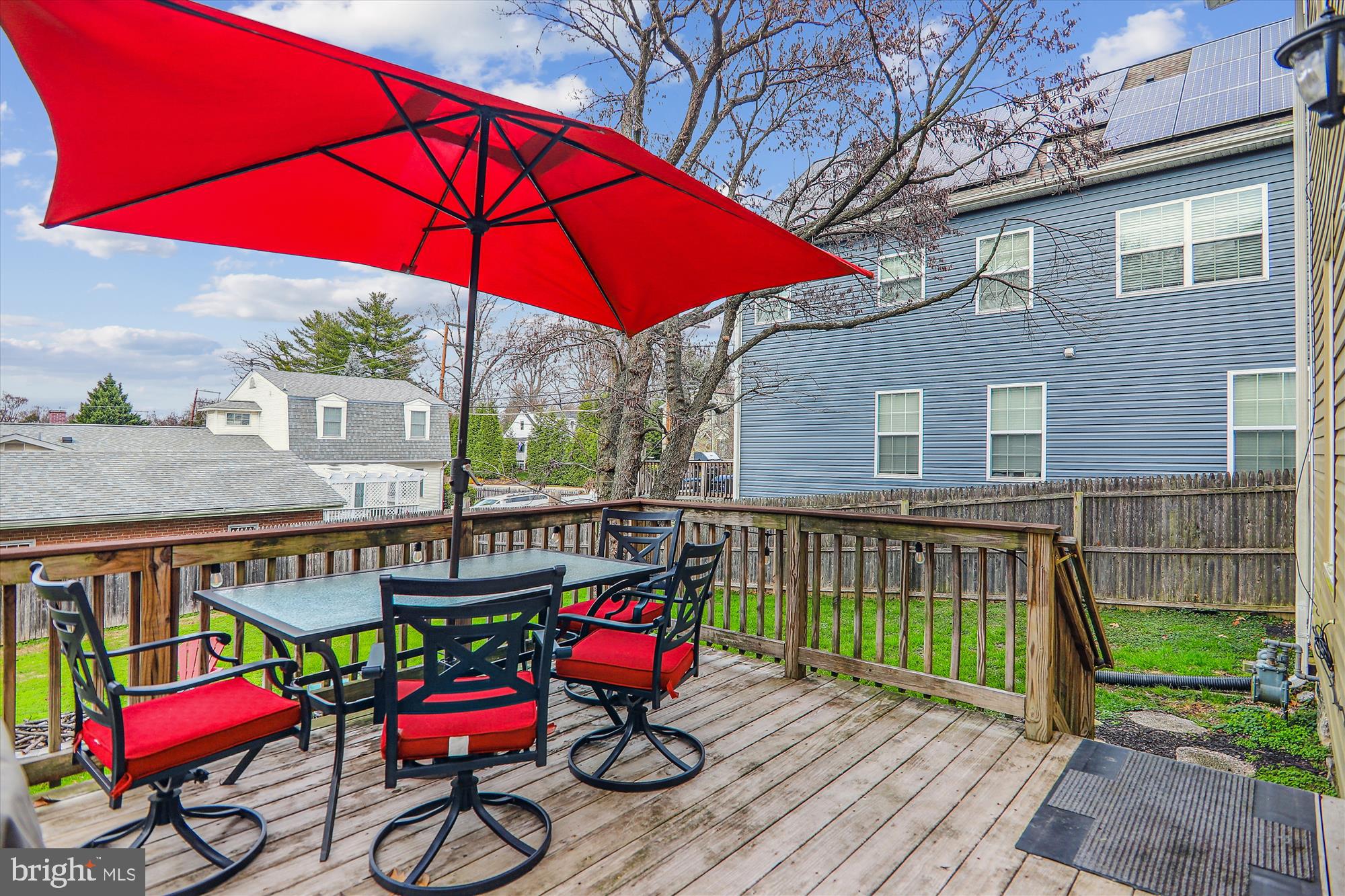 NORTH KENSINGTON - Residential