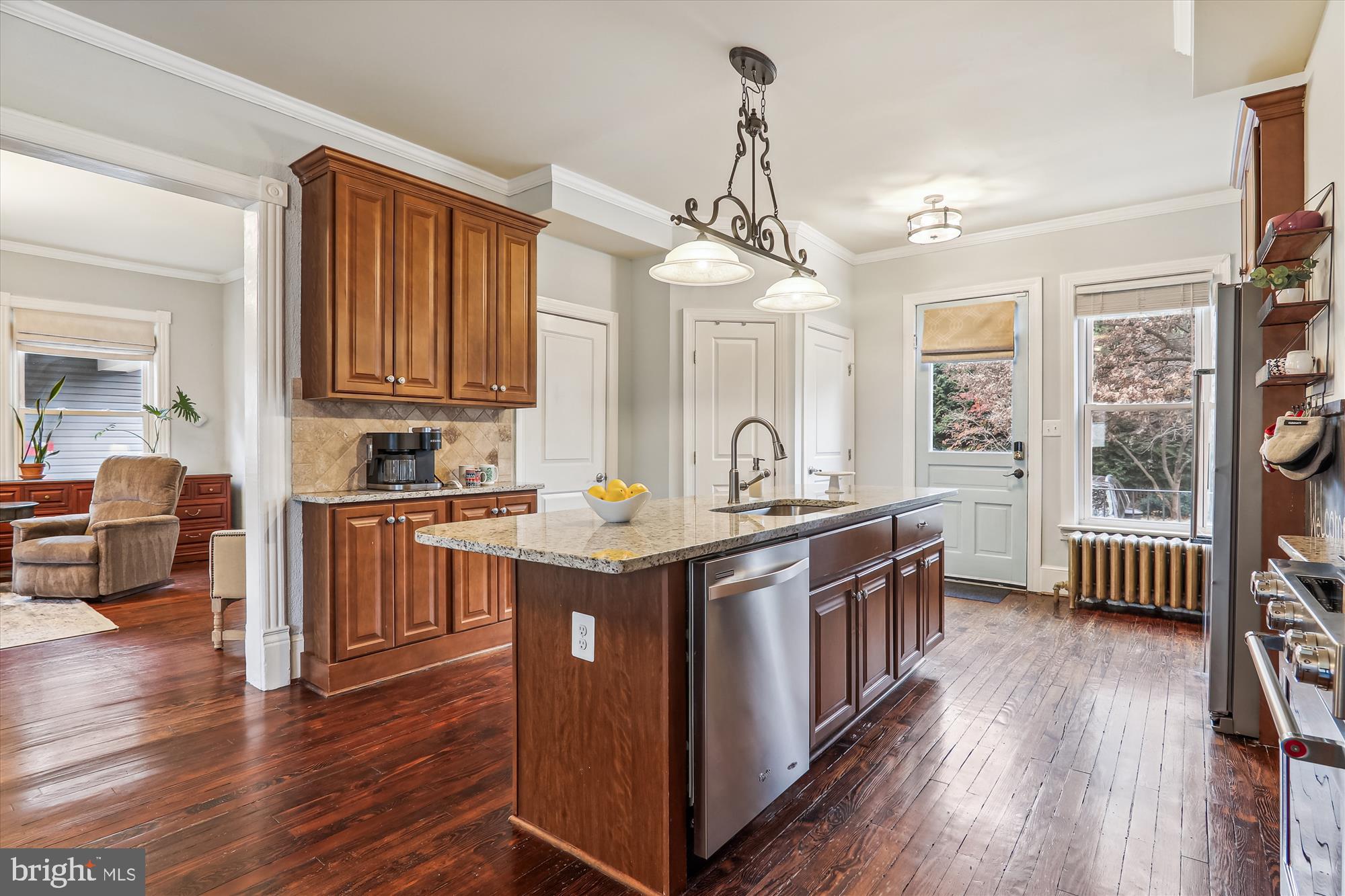 NORTH KENSINGTON - Residential