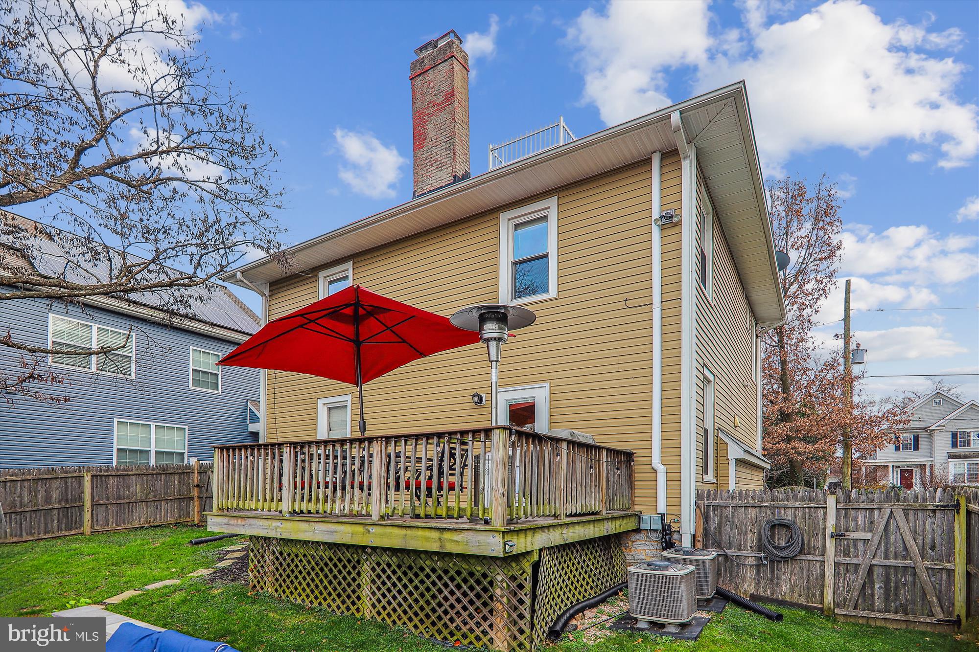 NORTH KENSINGTON - Residential