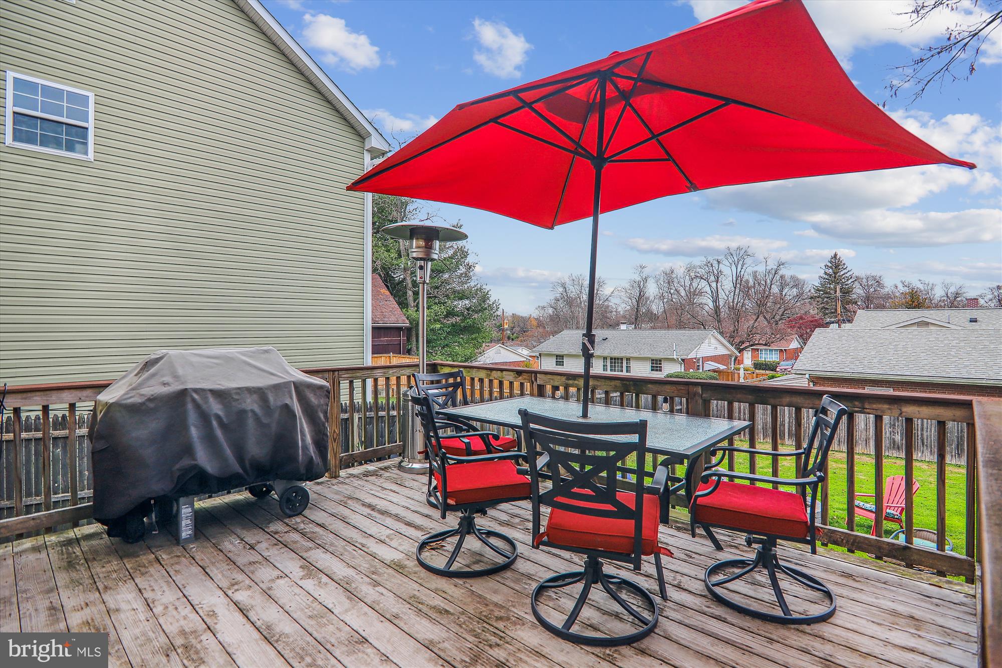 NORTH KENSINGTON - Residential