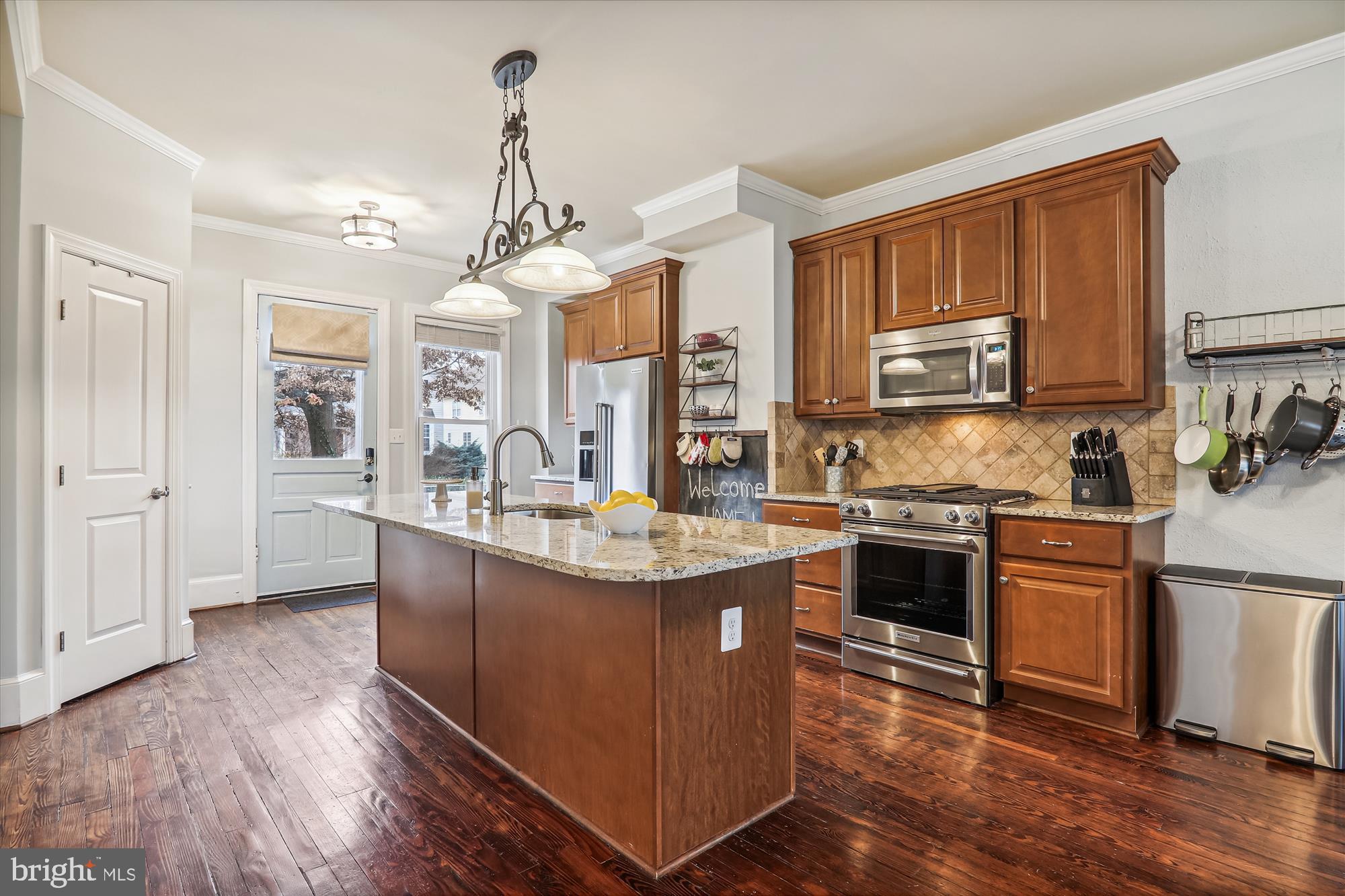 NORTH KENSINGTON - Residential