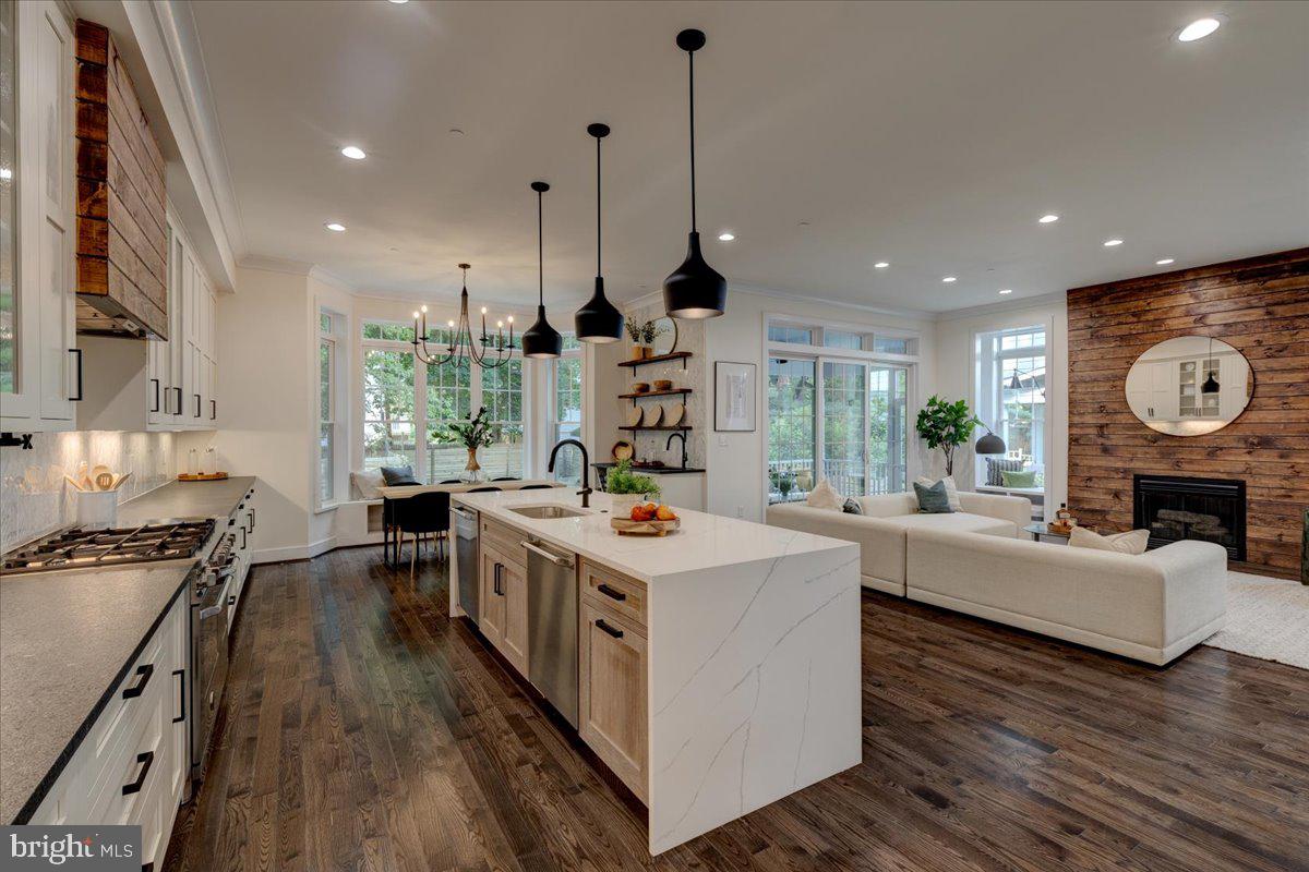WAKEFIELD - Residential