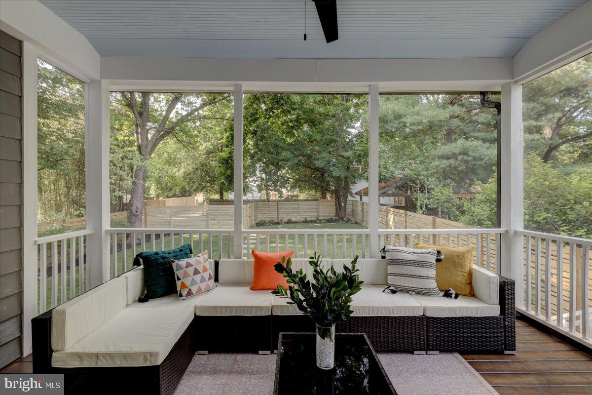WAKEFIELD - Residential