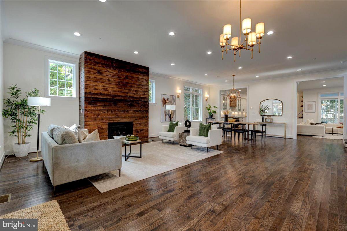 WAKEFIELD - Residential