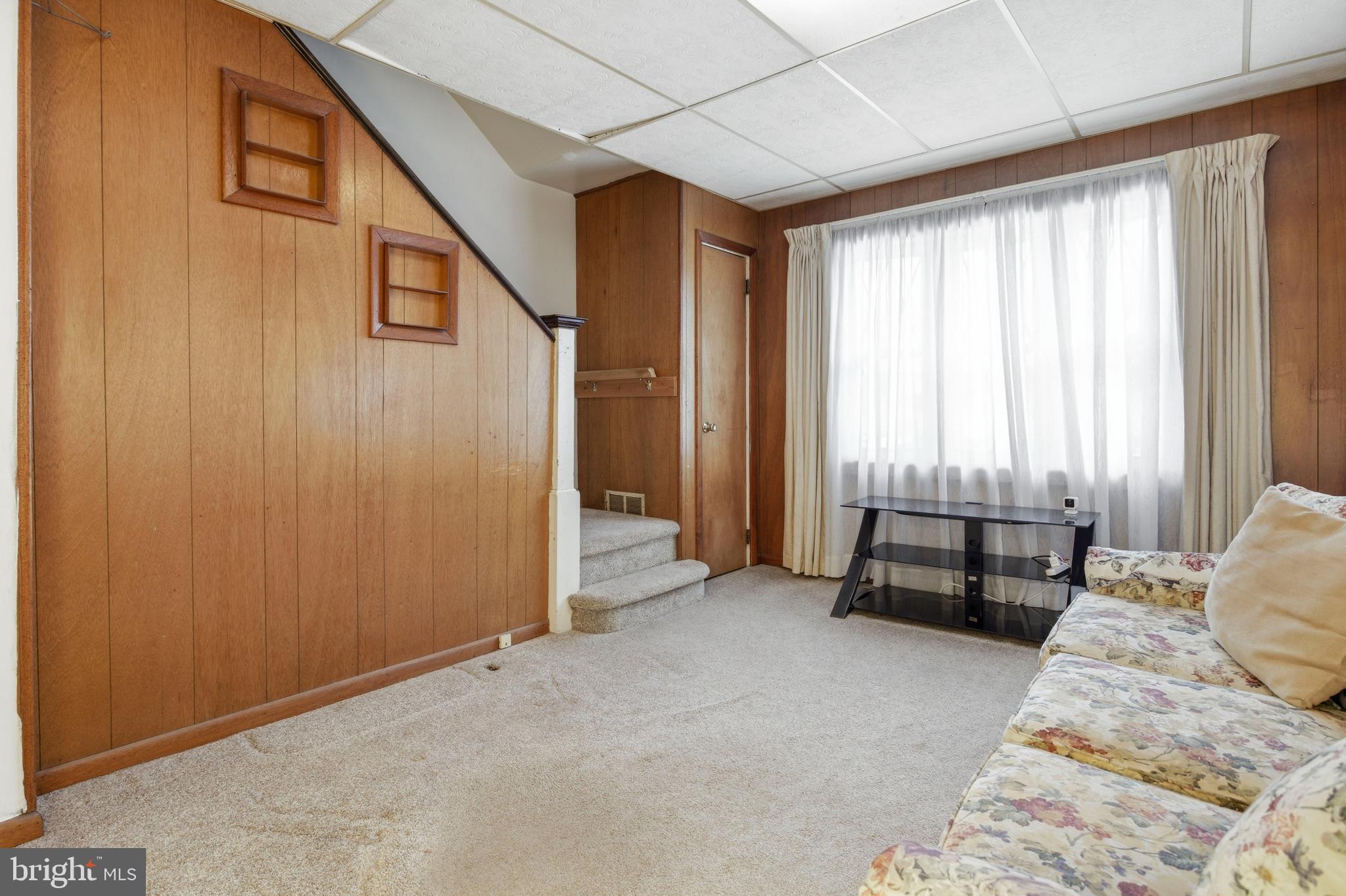 WESTINGHOUSE VLG - Residential