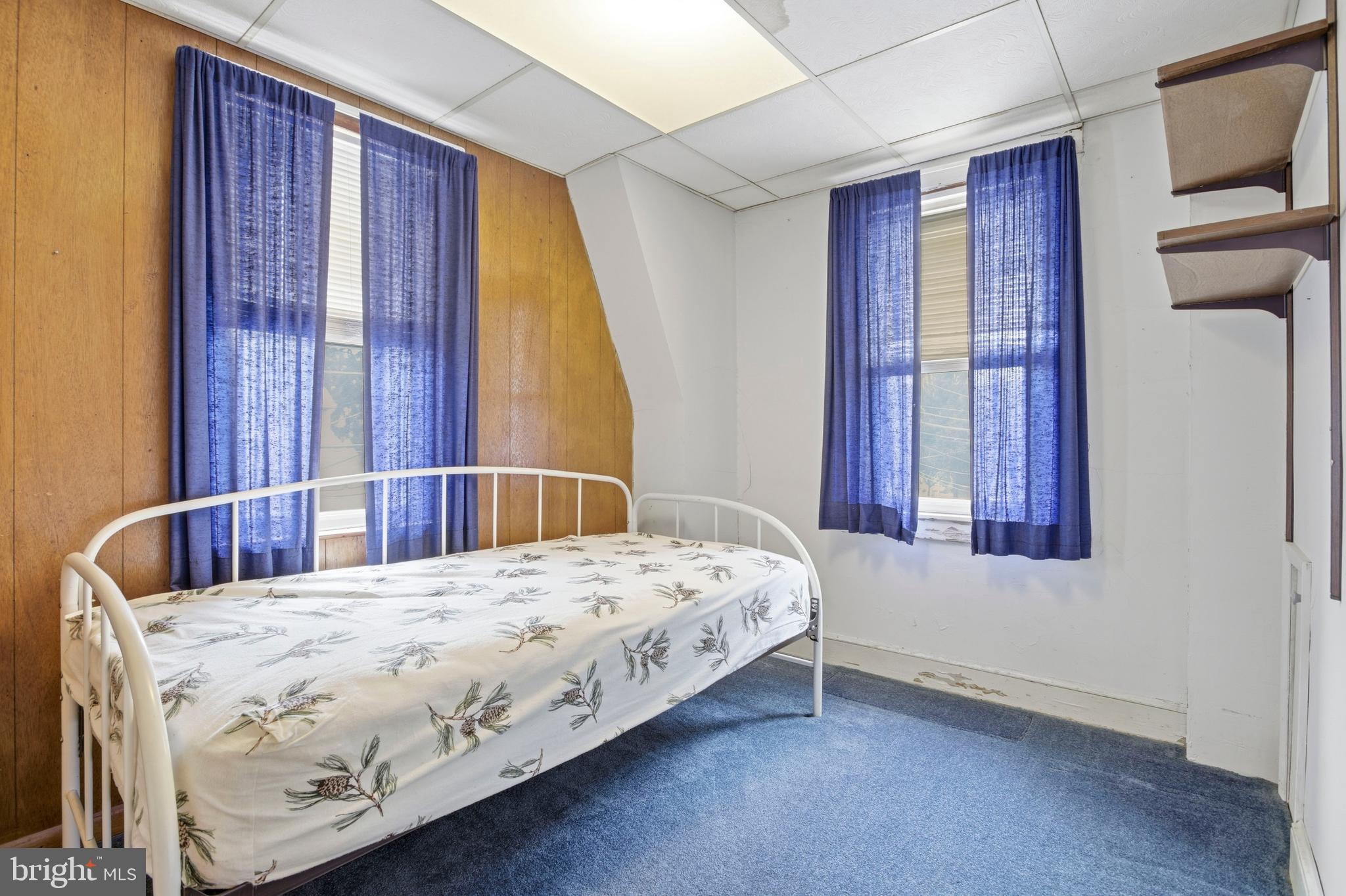 WESTINGHOUSE VLG - Residential