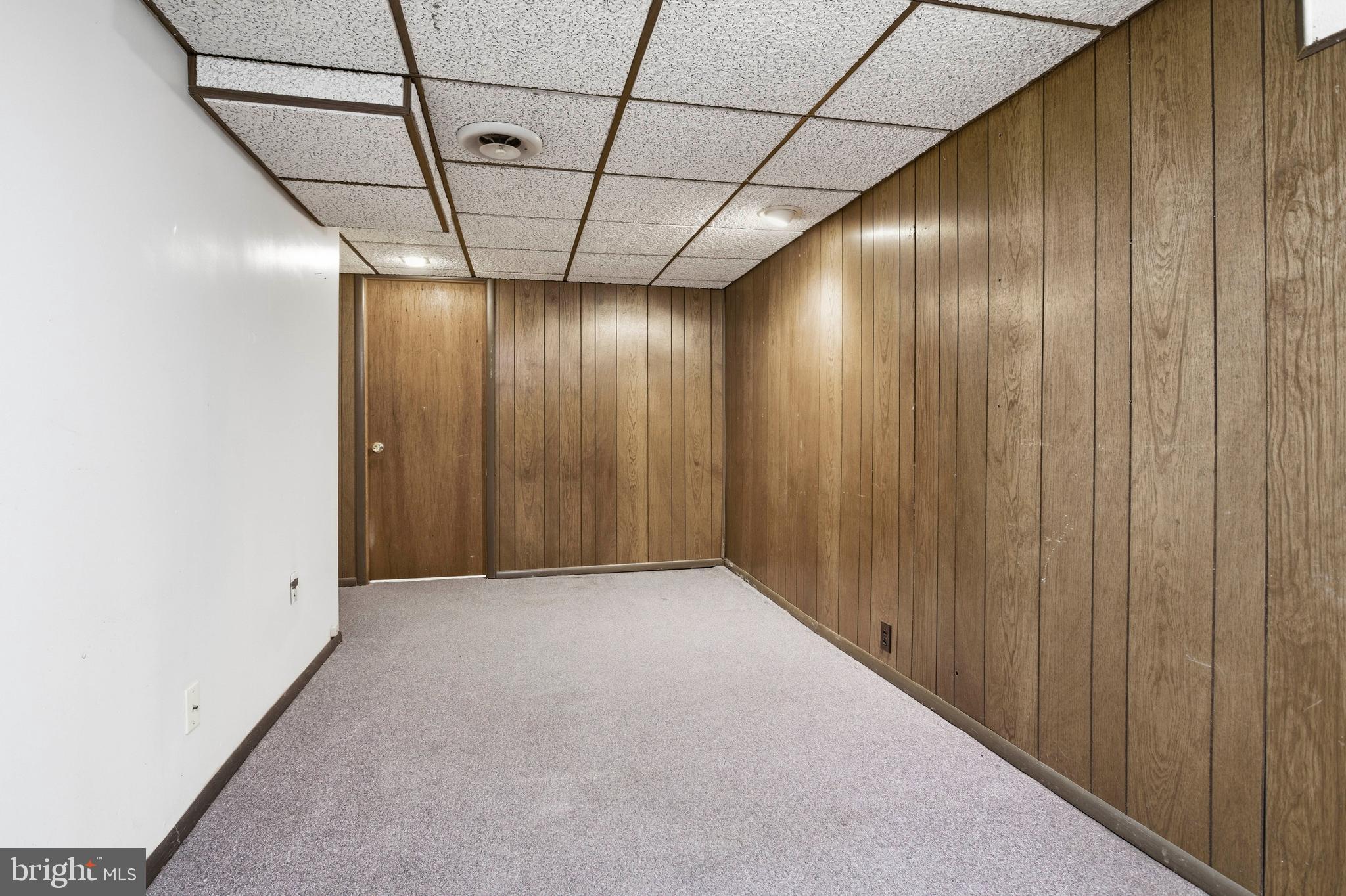 WESTINGHOUSE VLG - Residential