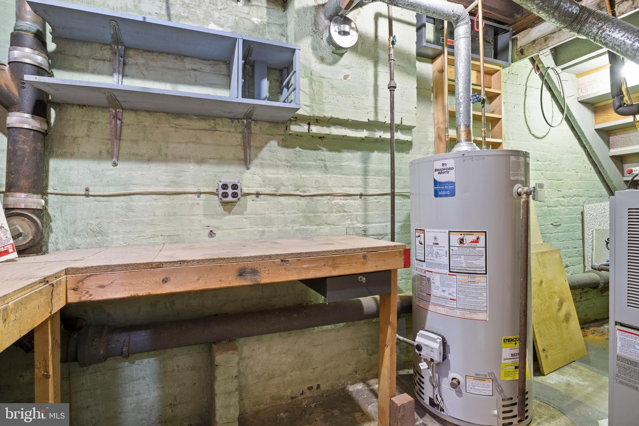 WESTINGHOUSE VLG - Residential