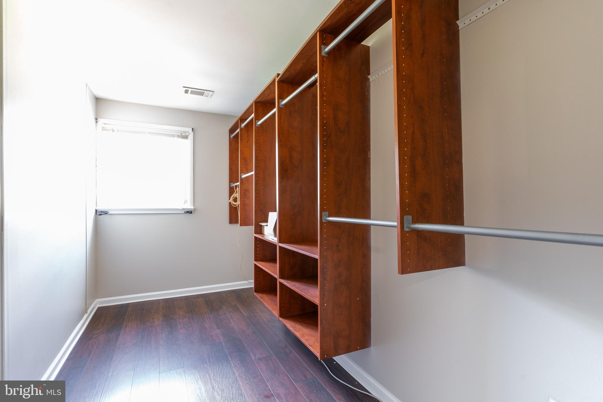 ST CHARLES SUB - CARRINGTON - Residential Lease