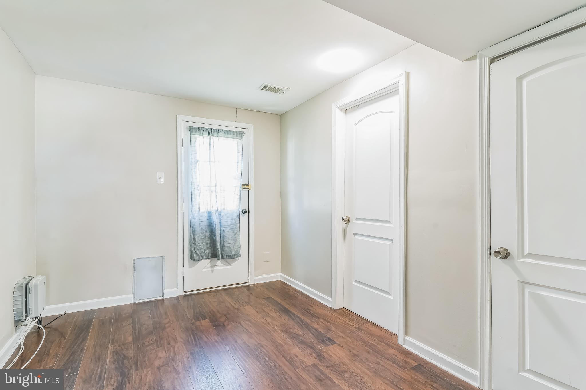 ST CHARLES SUB - CARRINGTON - Residential Lease