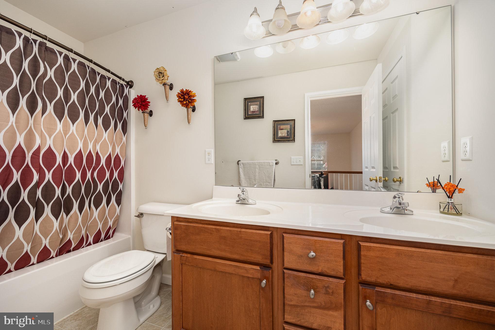 MARGARETS GROVE - Residential