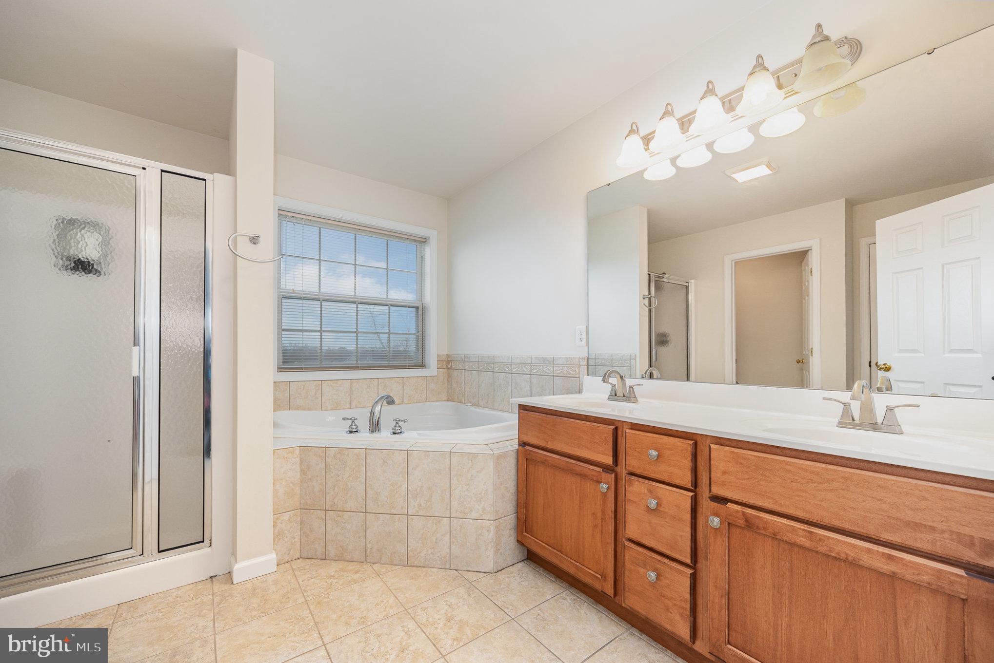 MARGARETS GROVE - Residential