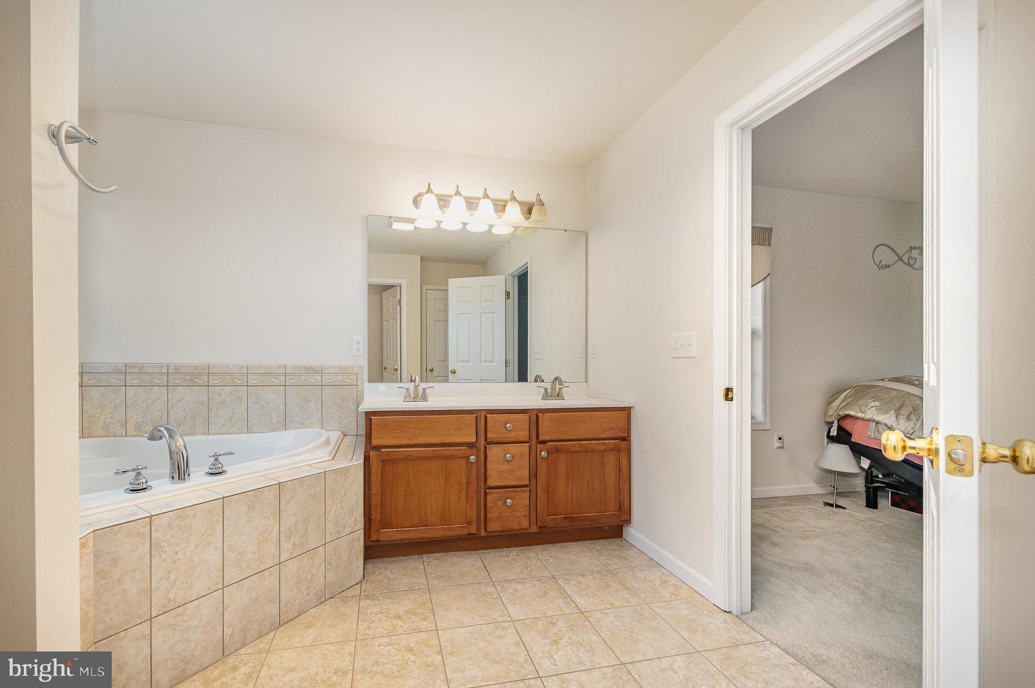 MARGARETS GROVE - Residential